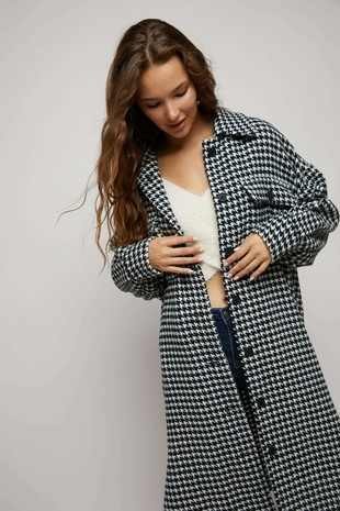 Black and White Hounds Tooth Shacket.png