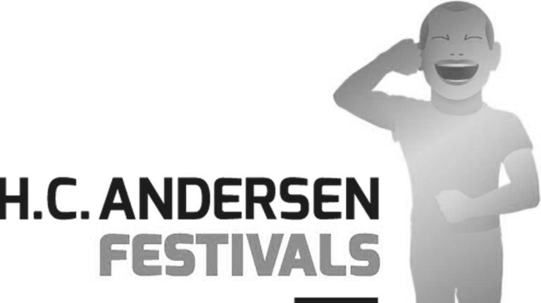 H.C. Andersen festivals logoet. En sort-hvid illustration af en glad dreng, der smiler med en knytnæve til tindingen.