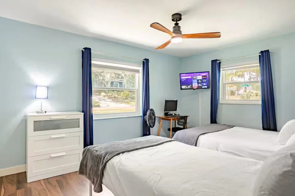 room 1.jpg