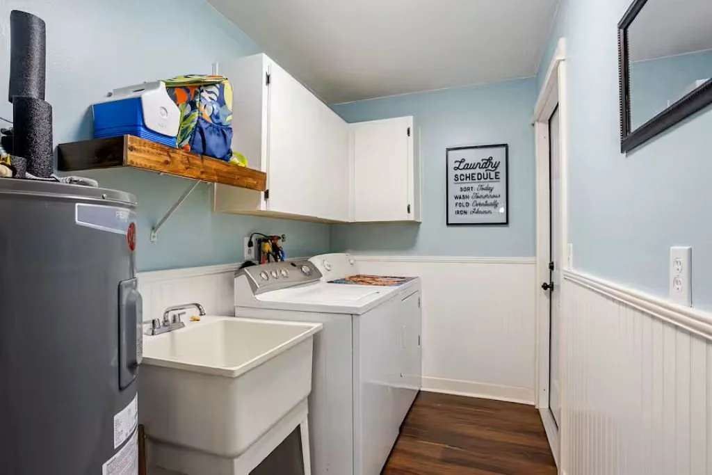 laundry room 1.2 new.jpg