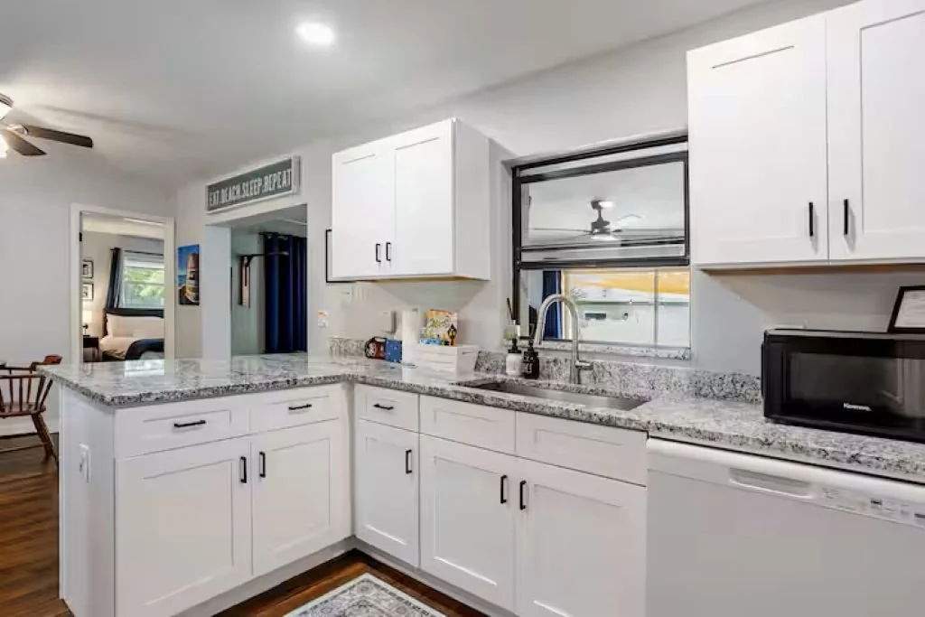 kitchen 4.jpg