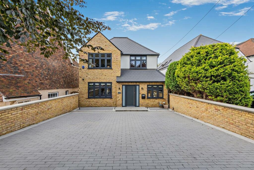 New Build in Bearstead