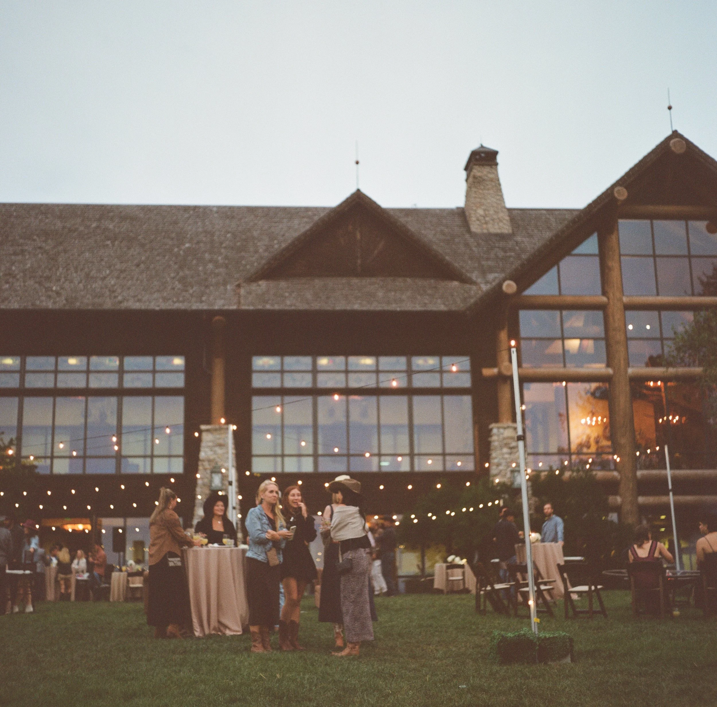 A Welcome Party &amp; Rehearsal Dinner in the Ozarks