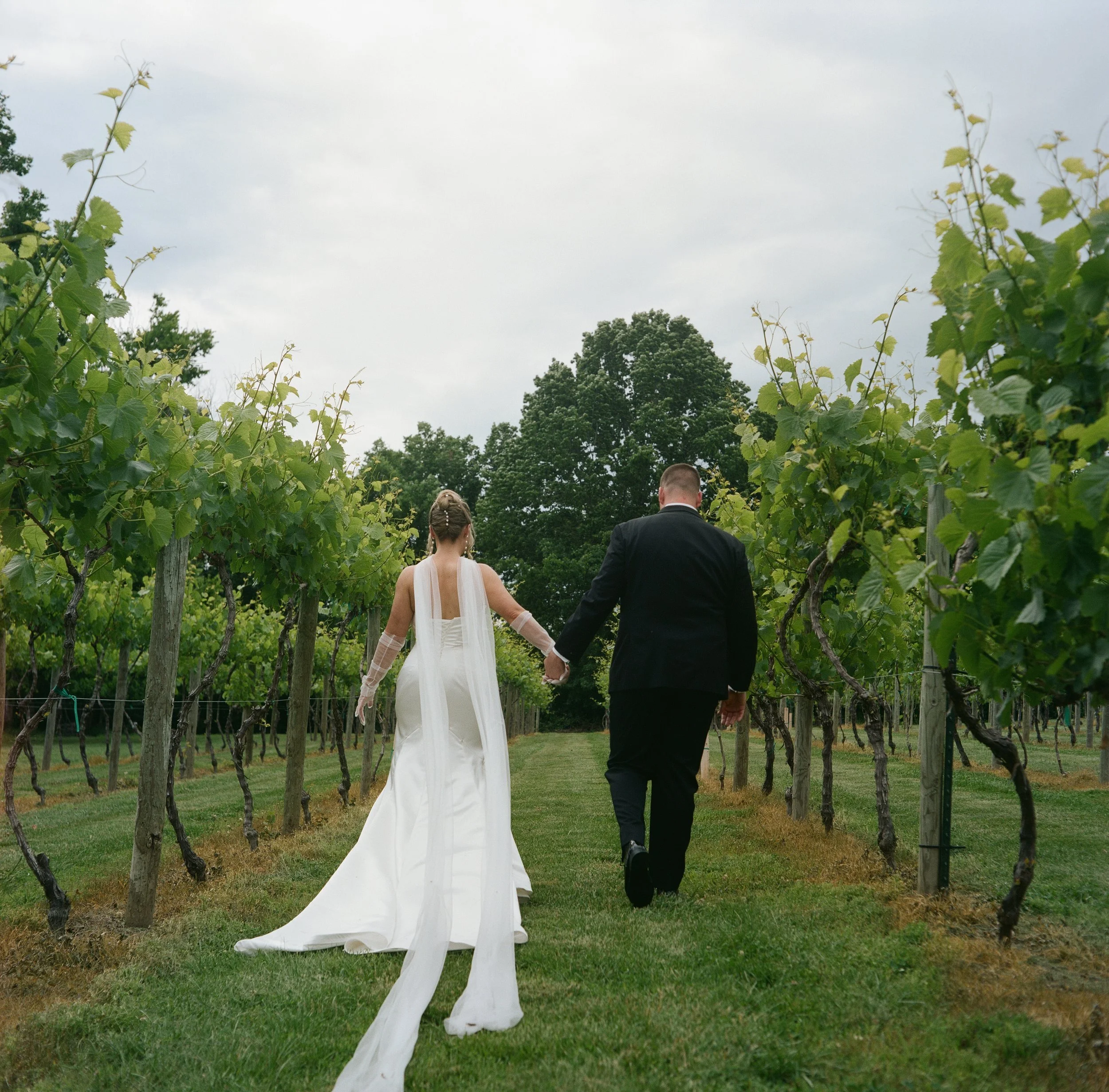 Hannah + Thomas’s Spring Vineyard Wedding in St. Louis, Missouri