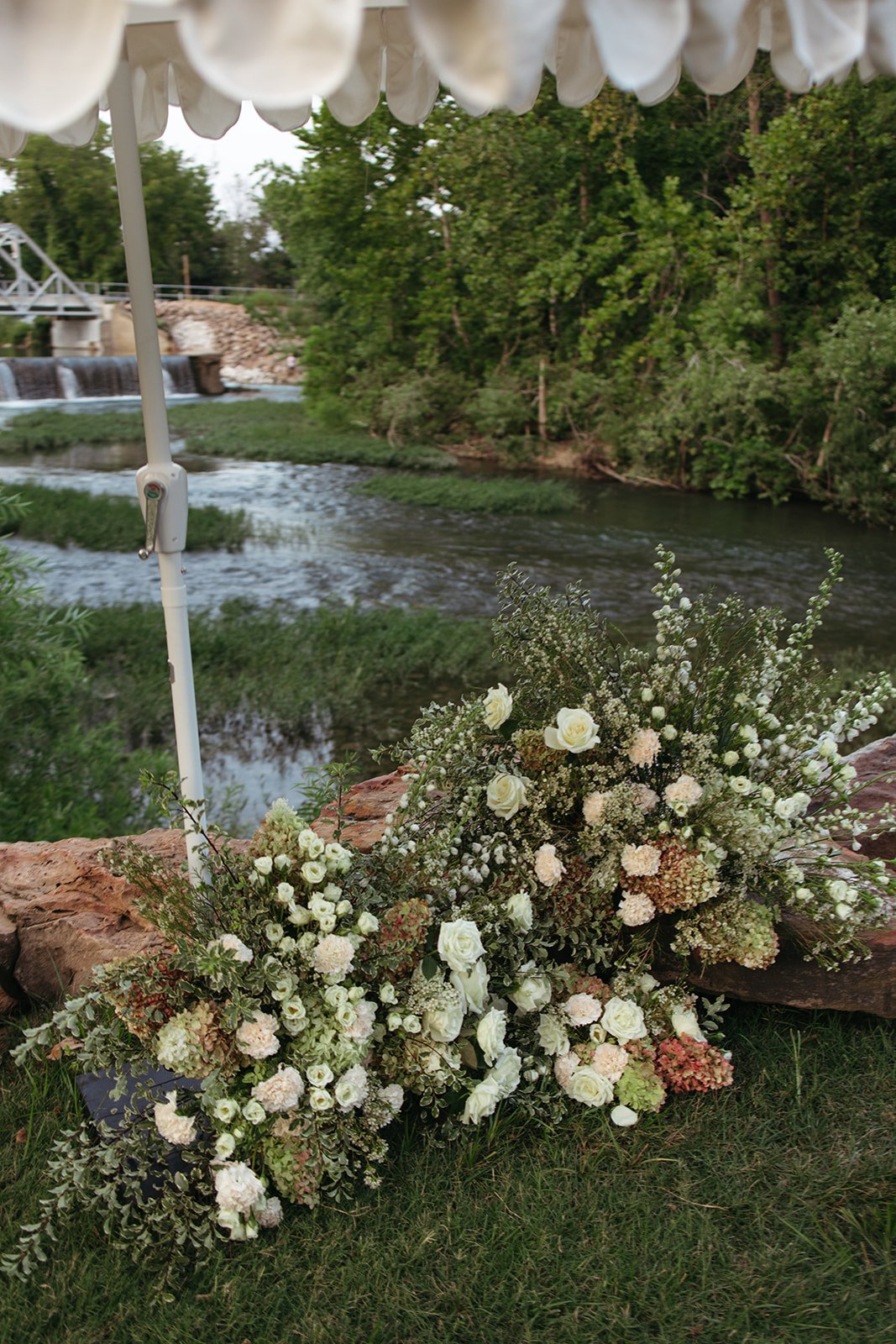 finleyfarmsstyledshootatolerphoto-1667.jpg