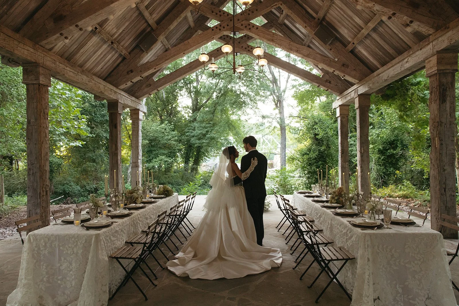finleyfarmsstyledshootatolerphoto-2489.jpg