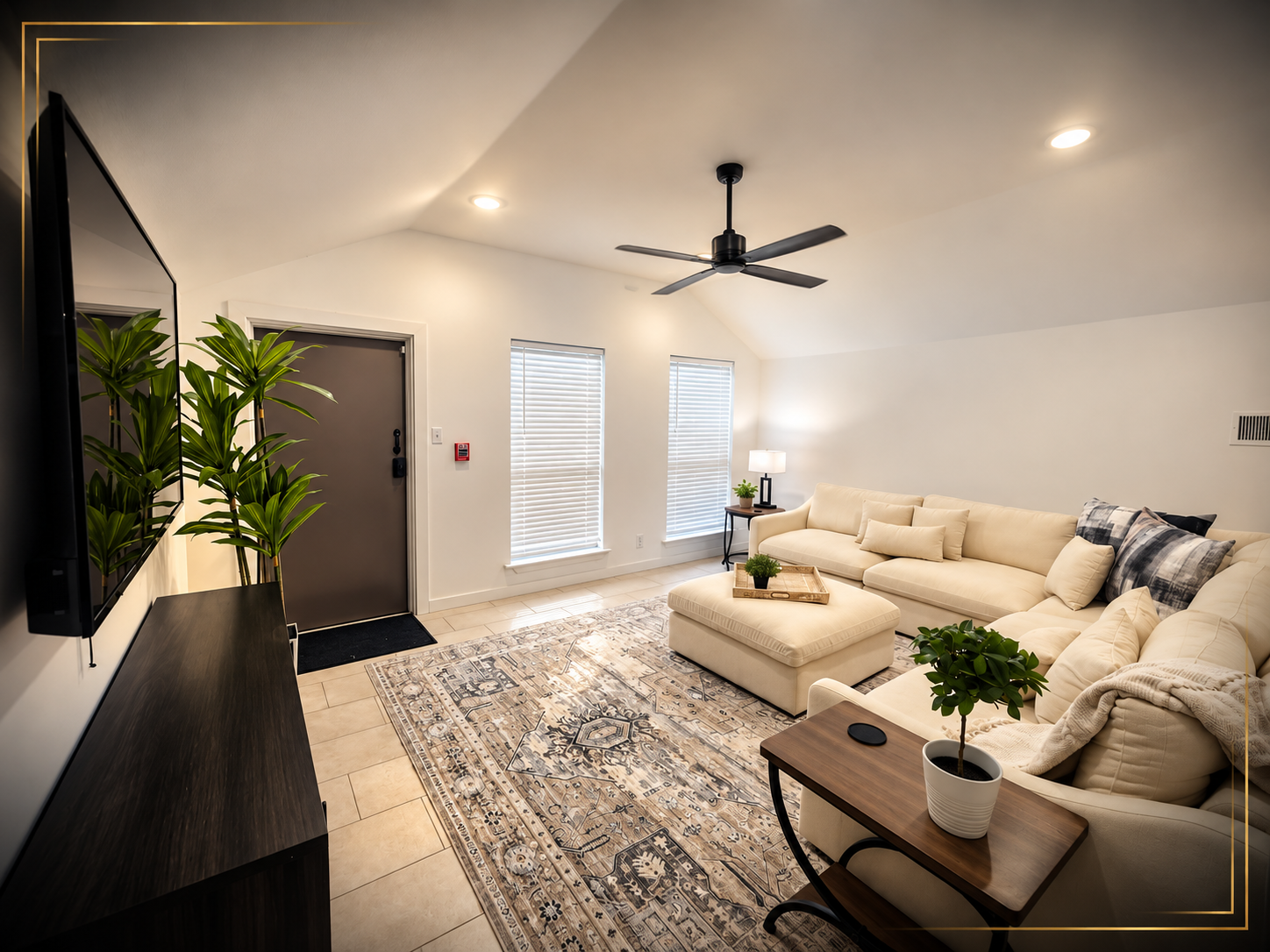 Comfortable private lounge and meeting space in Arlington, Texas, featuring relaxed seating and a welcoming atmosphere for small meetings, coaching, consultations, and creative projects.