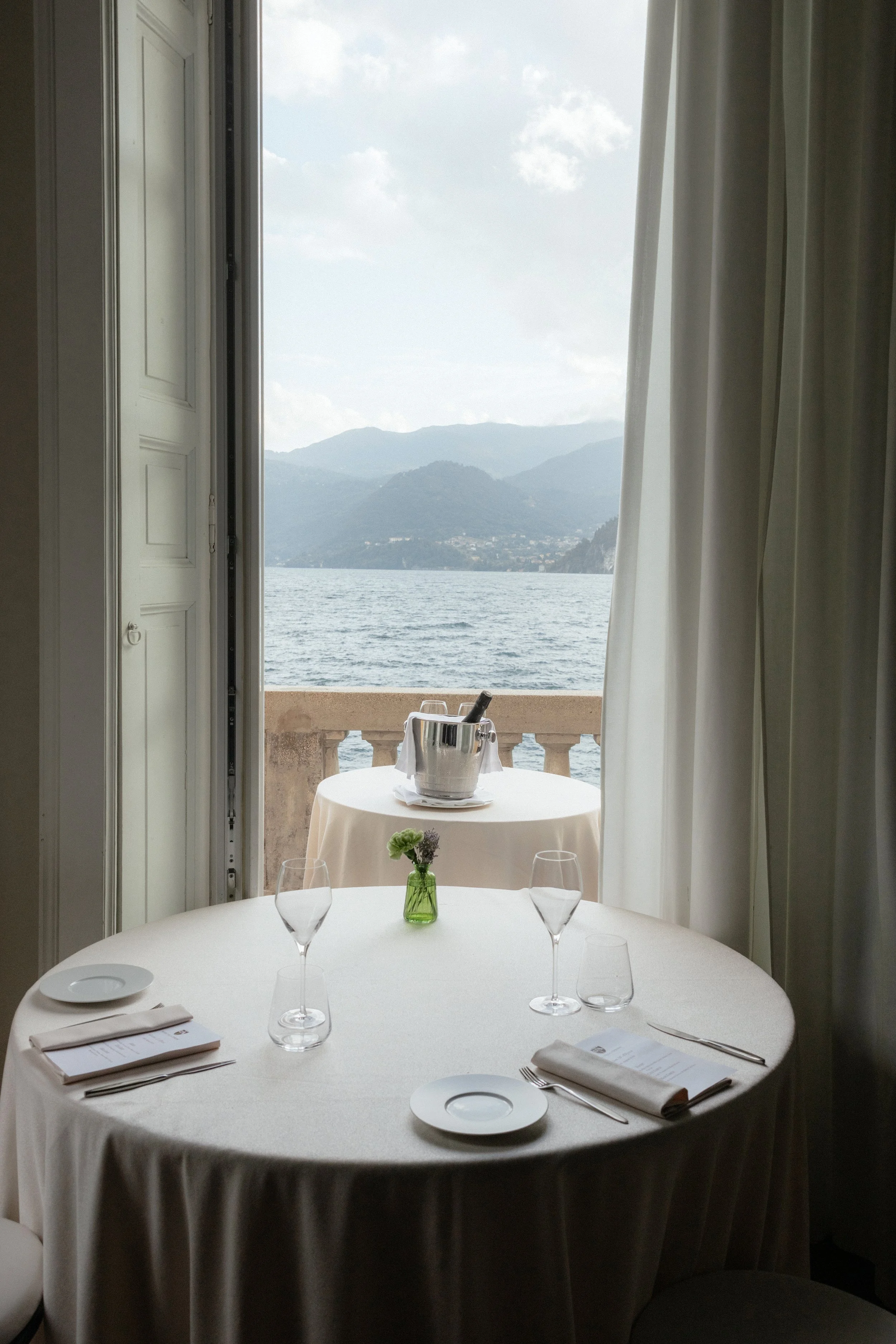 ALLYSSA&SHAMUS-lakecomo349.jpg