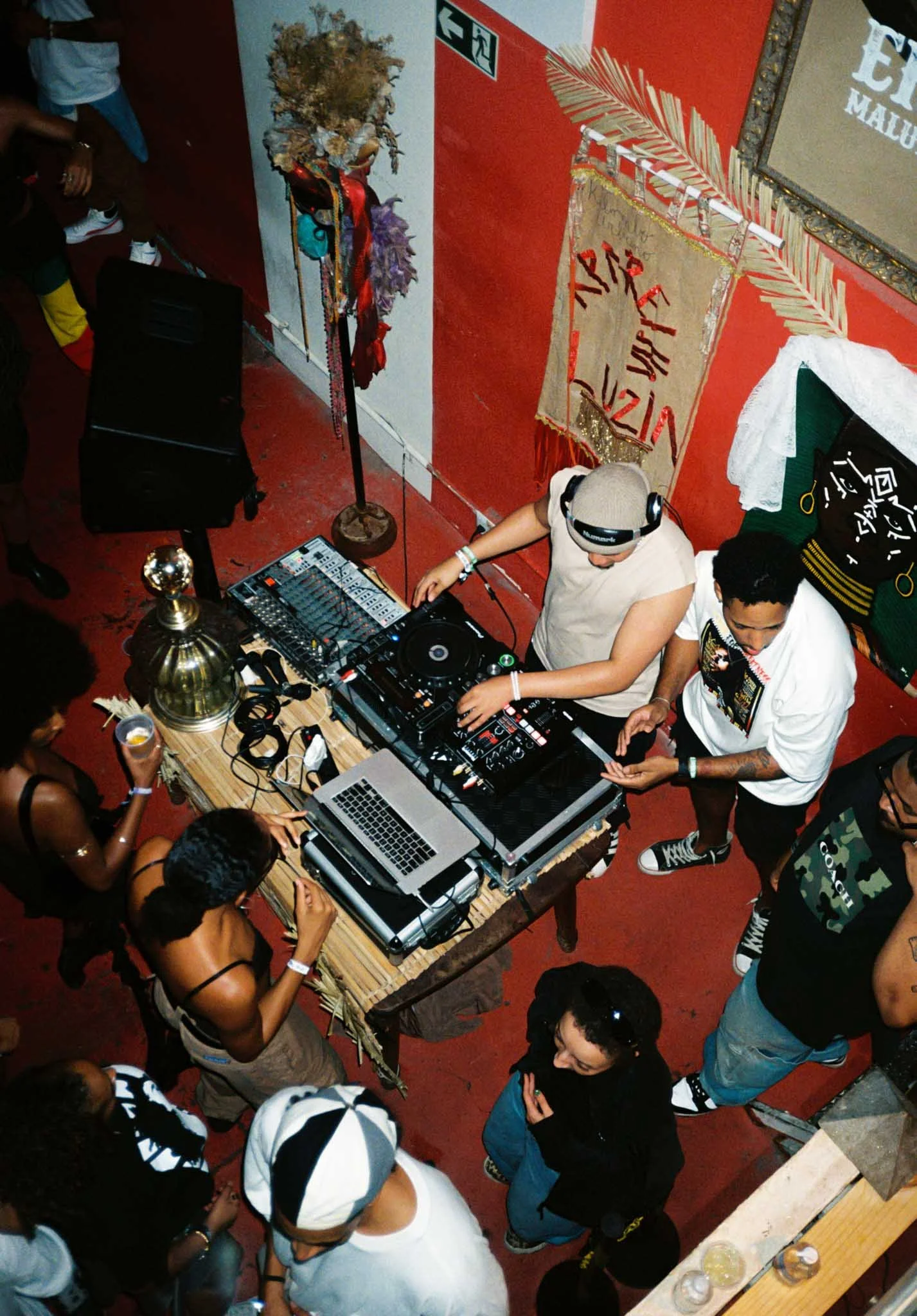 APARELHA15.jpg