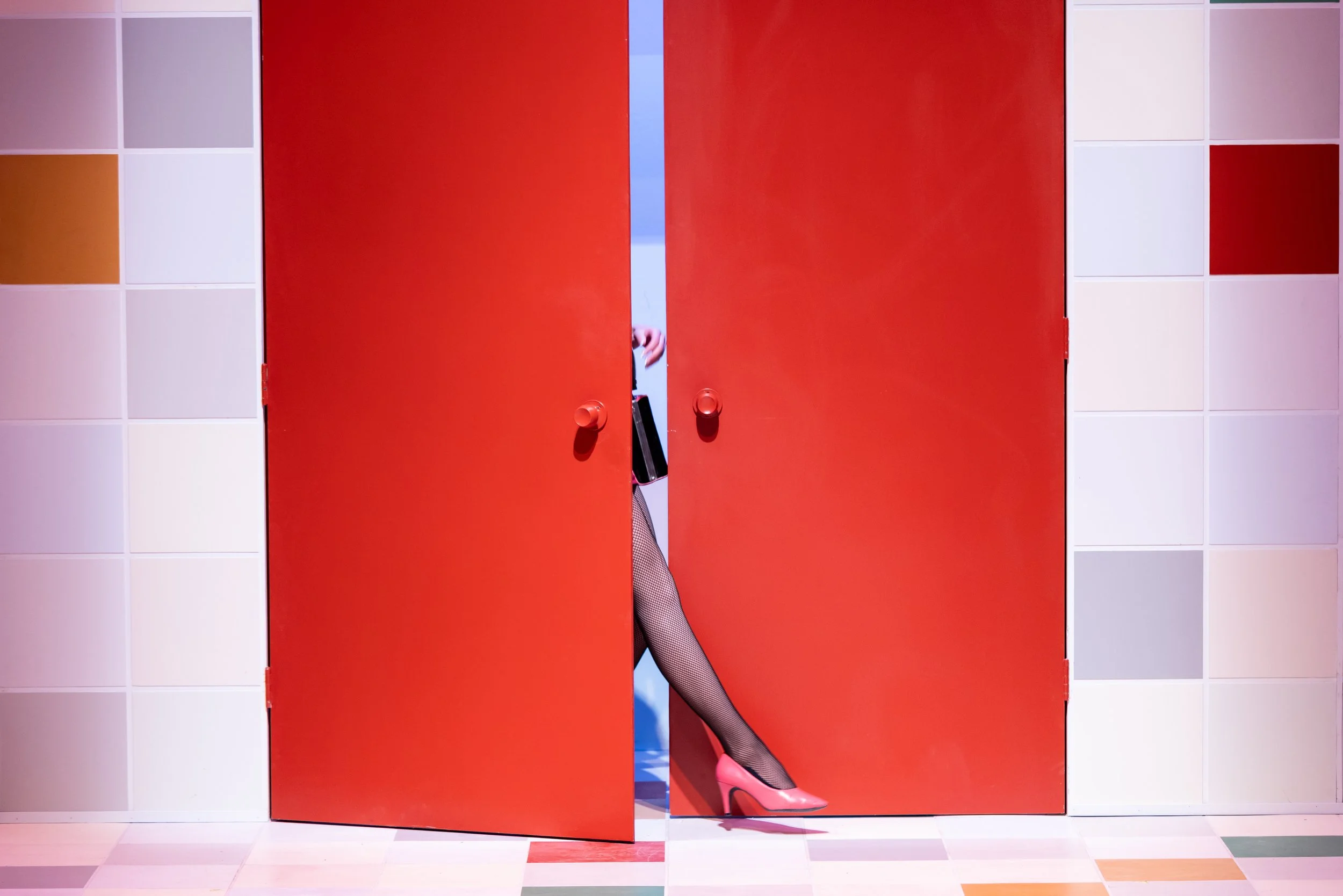 How to Succeed Act 1_Justin Barbin-167.jpg