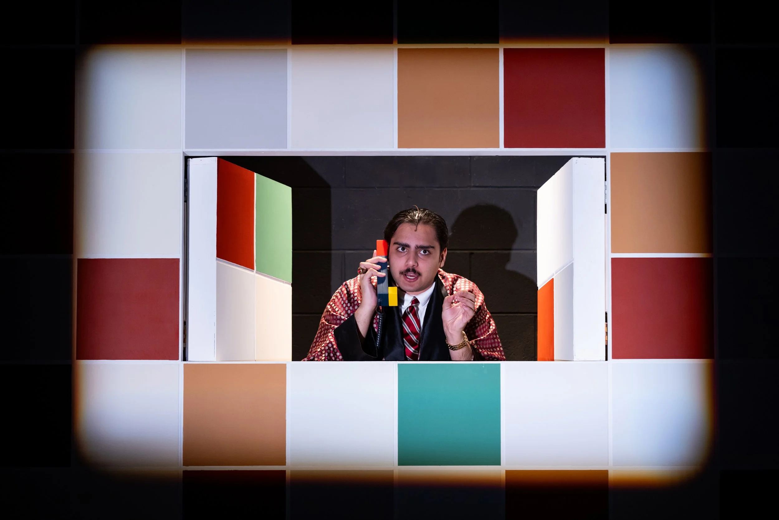 How to Succeed Act 1_Justin Barbin-166.jpg