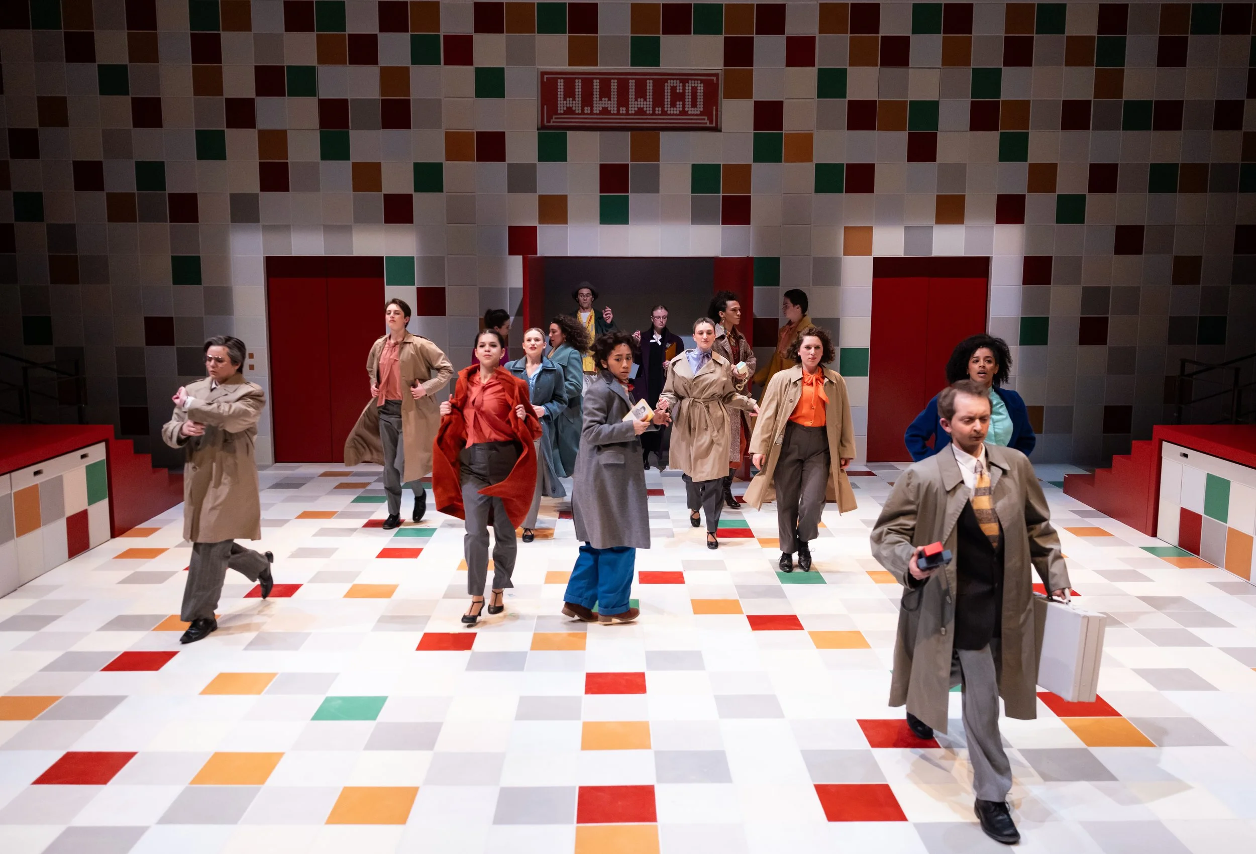 How to Succeed Act 1_Justin Barbin-25.jpg