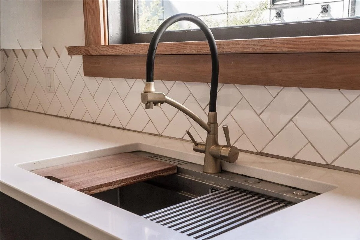 _10373046_25-Interior_Detail-KSink.jpg