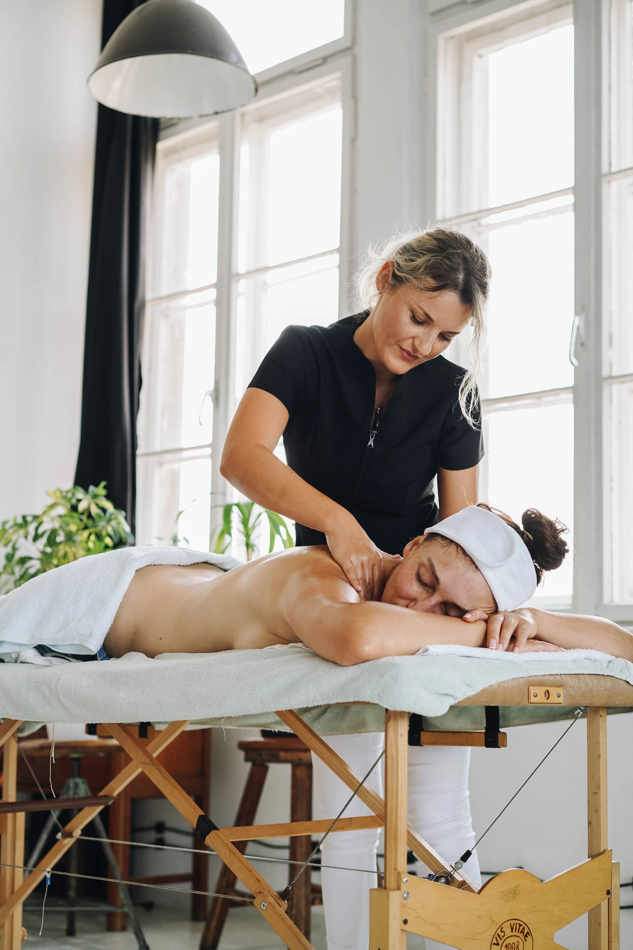 The Full Moon | Limited Monthly Massage Experience
