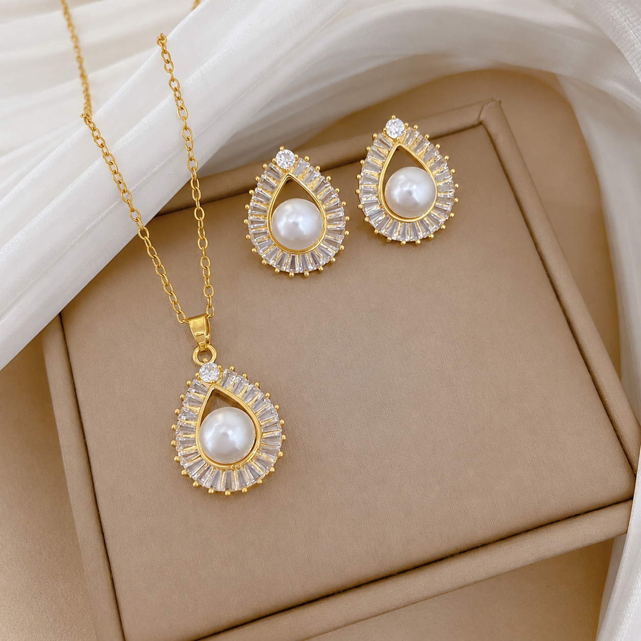 Nerina Pearl Cut Set