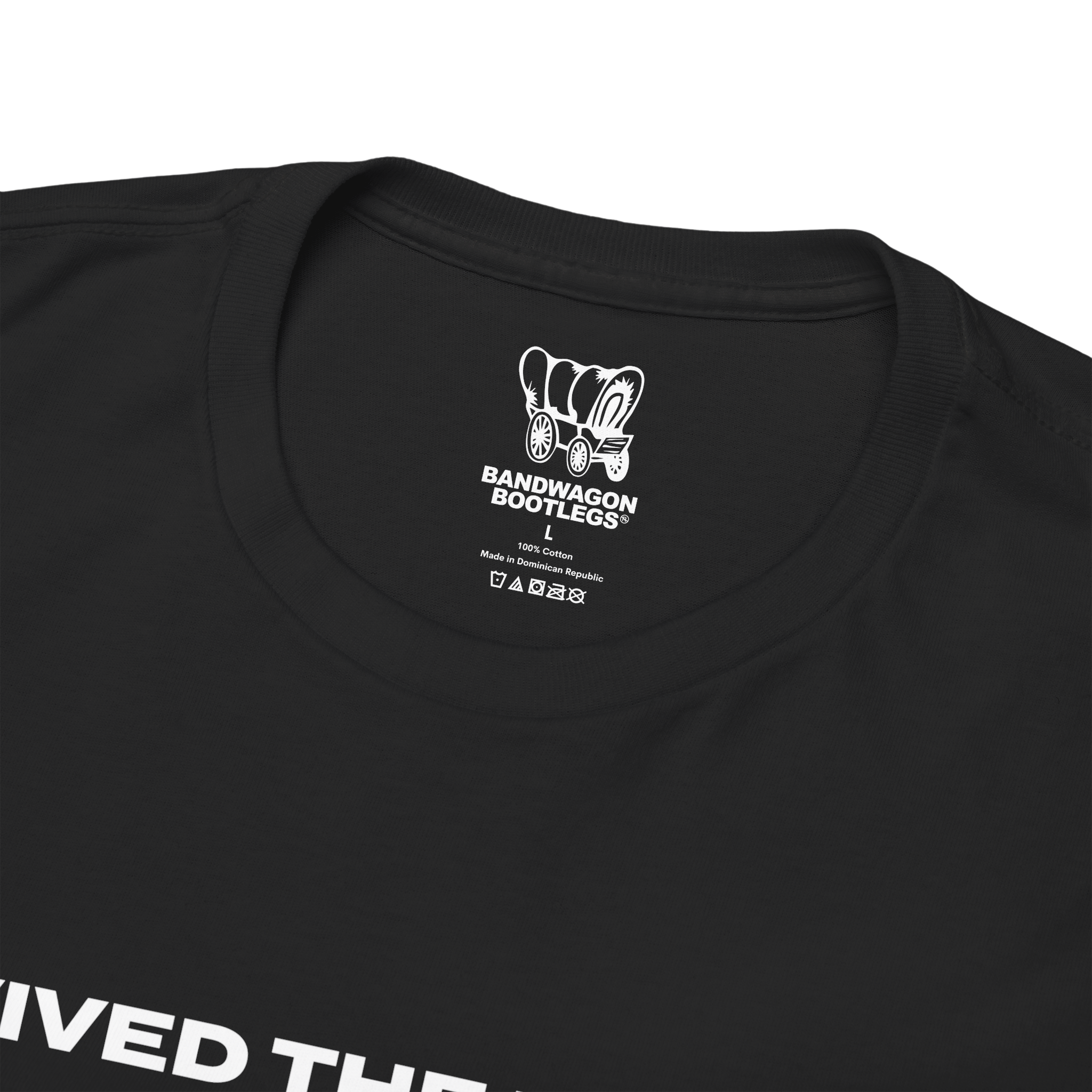 Front Collar Closeup, Black.png