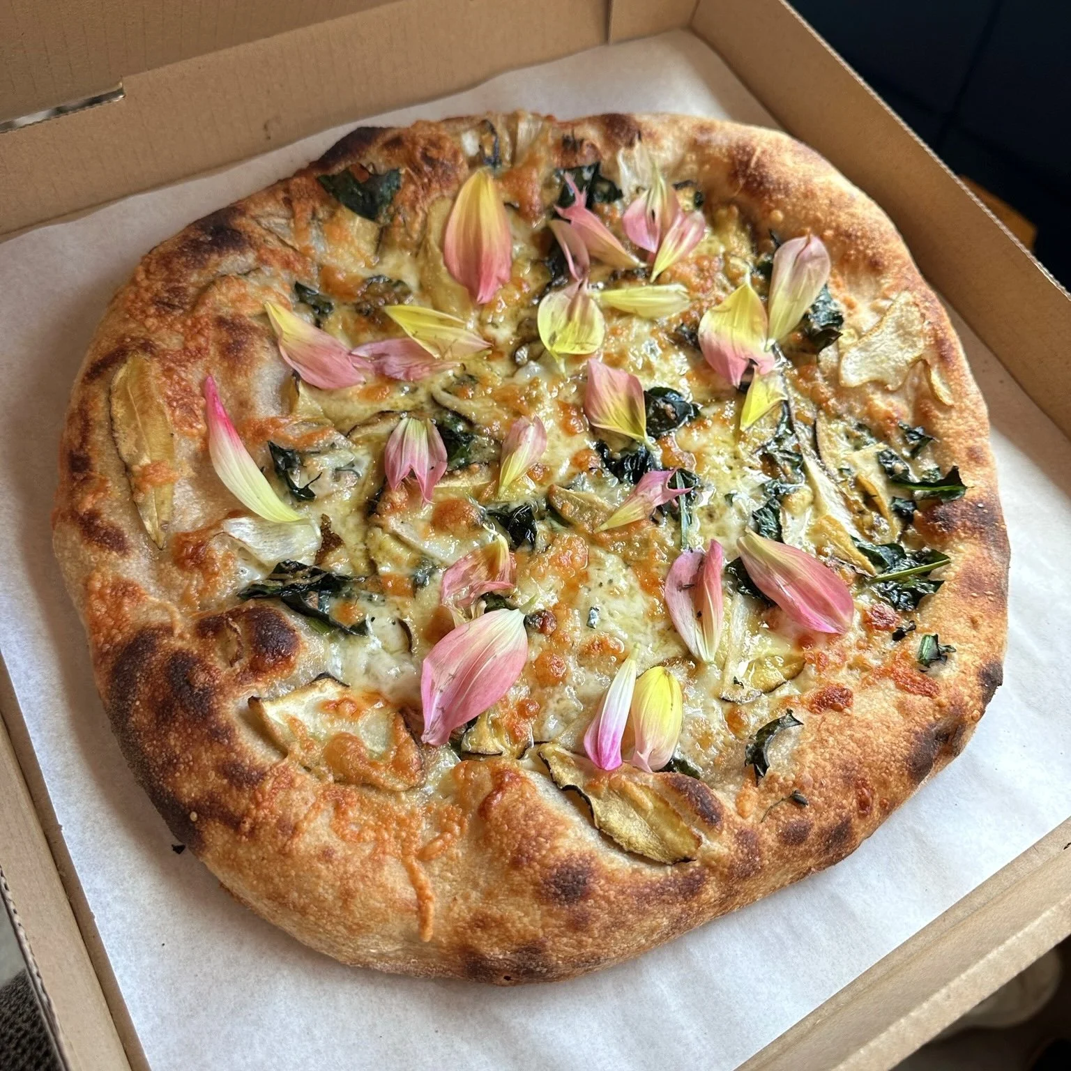LovelysFiftyFifty_Pizza_11.JPG