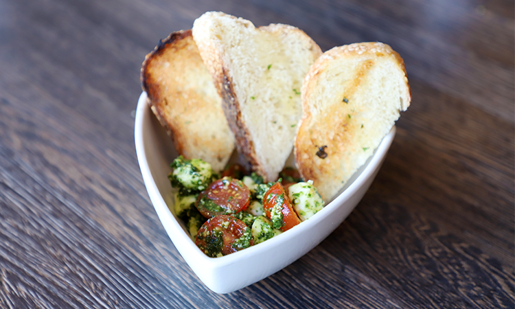 caprese-toast.png