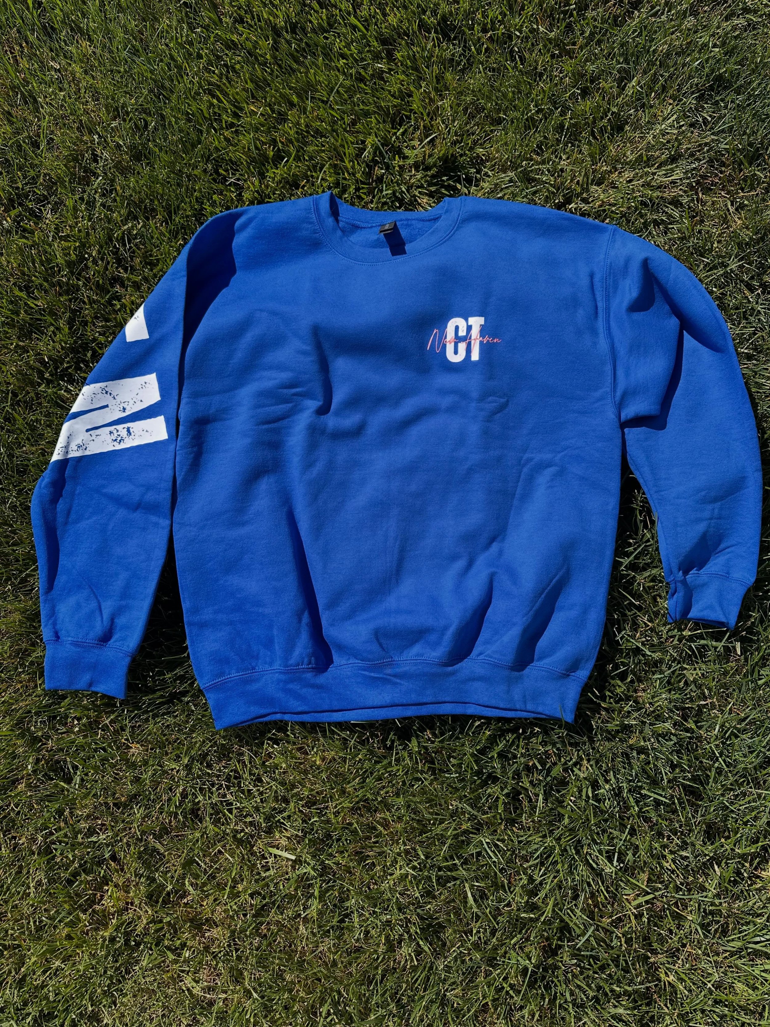 New Speed Racer colorway just dropped in our crewneck sweatshirts.

Featuring New Haven on this release, with multiple city options available or order your own custom city. Rep your hometown in style. 

DM to order or customize yours.

#SpeedRacer #s