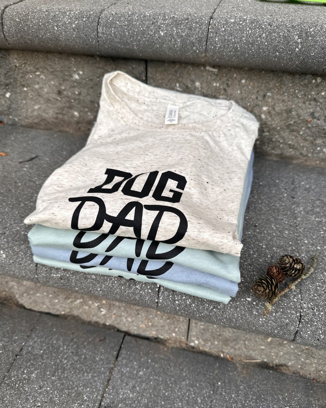 CALLING ALL DOG DADS! THIS ONE'S FOR YOU!
Just dropped a small batch of @bellacanvas Dog
Dad tees.
Lightweight, soft, and actually fits right.
Not that corny pet store, Etsy stuff.
Springing that serious gourmet stuff on ya.
Perfect for:
-morning wal