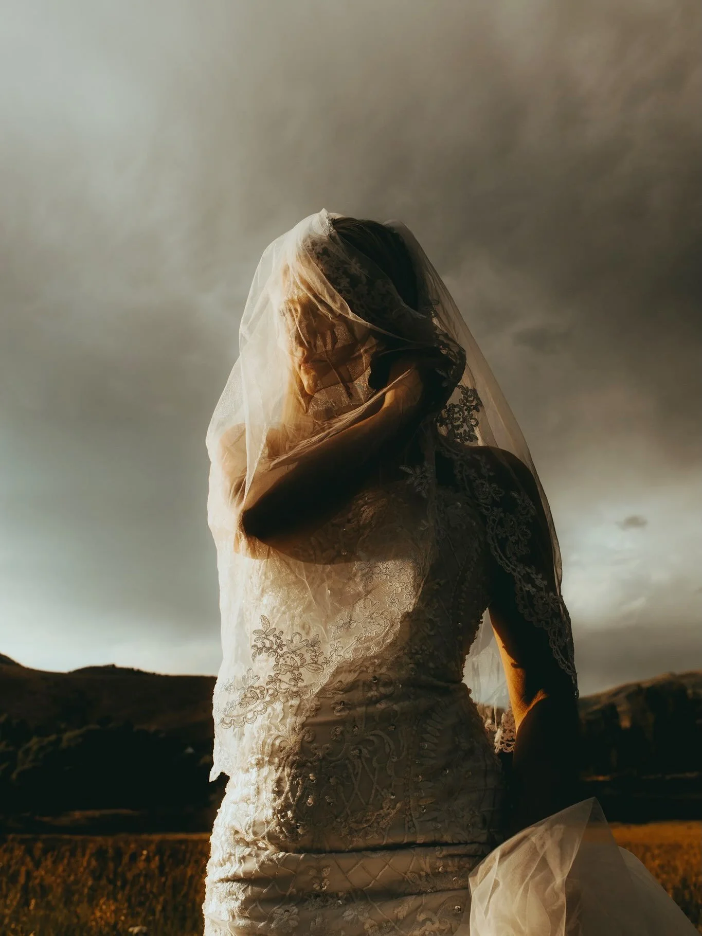 Google, please show me images of Storm Bride

#utah #bridal #photographer #bride #wedding