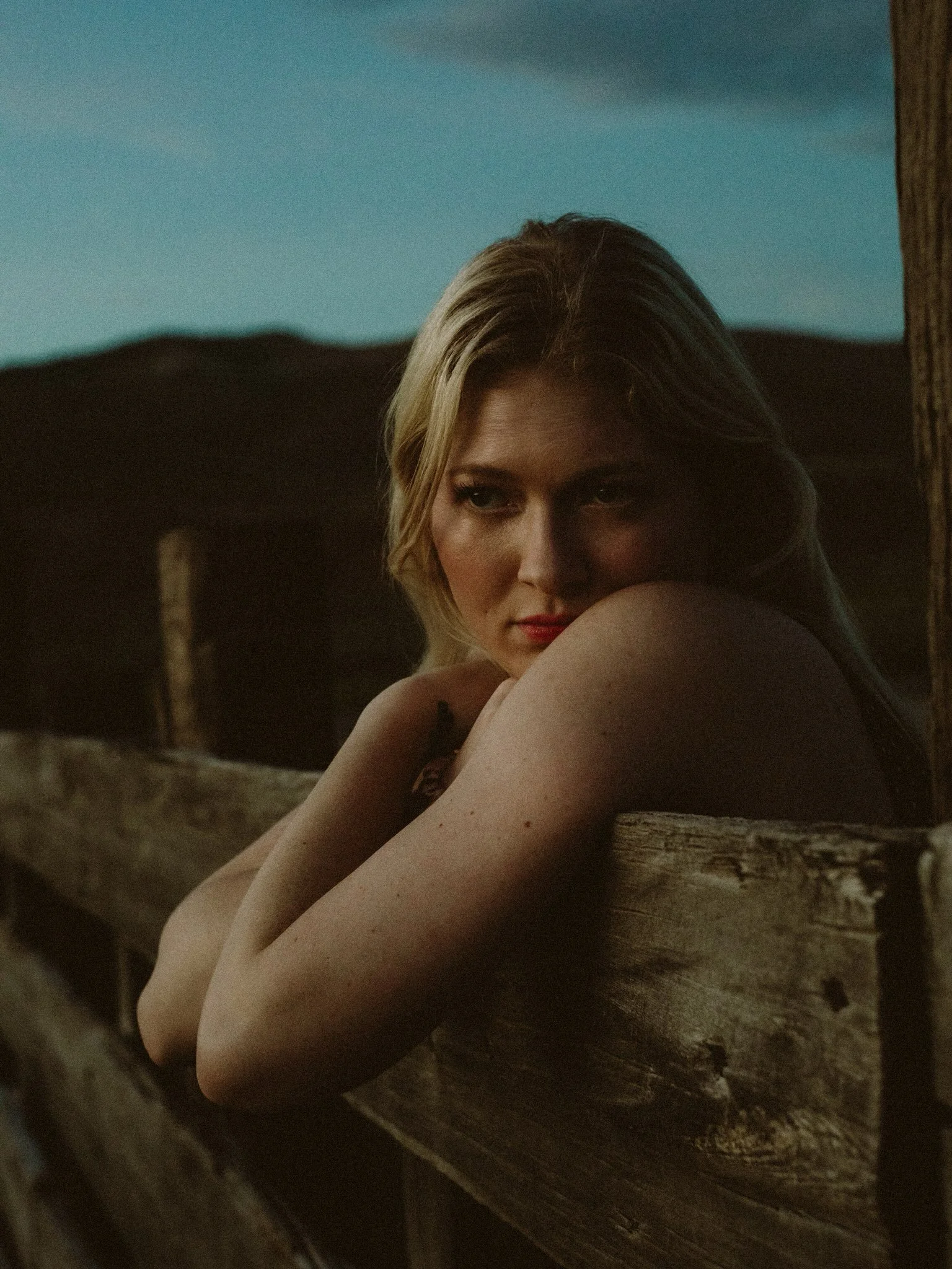 Google, please show me images featuring Woman of the Corral.

Note: We would be open to a sponsorship deal with @goldencorral 

#utah #photographer #west #centralutah #goldencorral