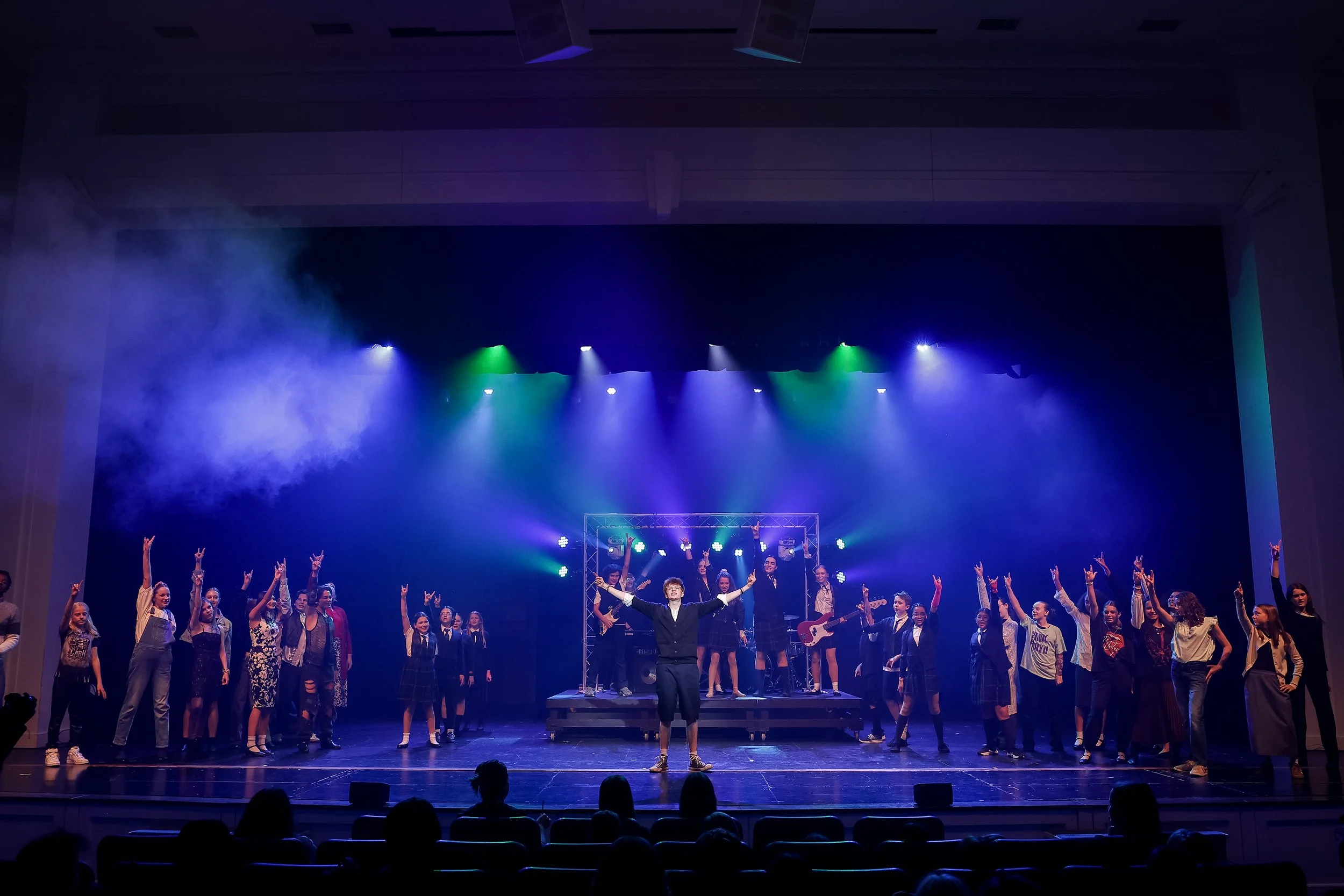 SchoolOfRock_CurtainUpTheatreCamp-201.jpg