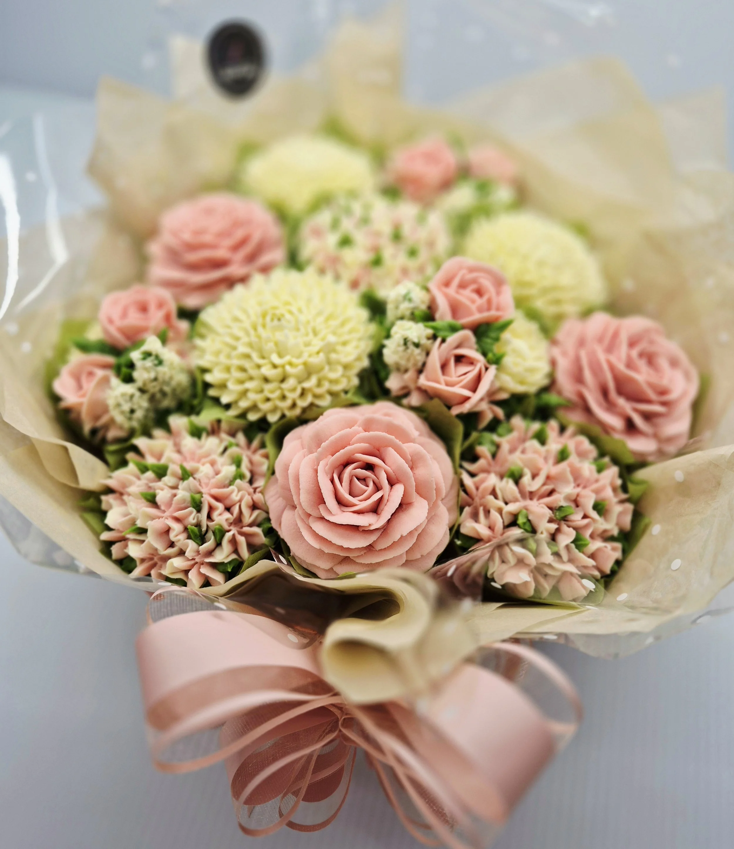 12 cupcake bouquet