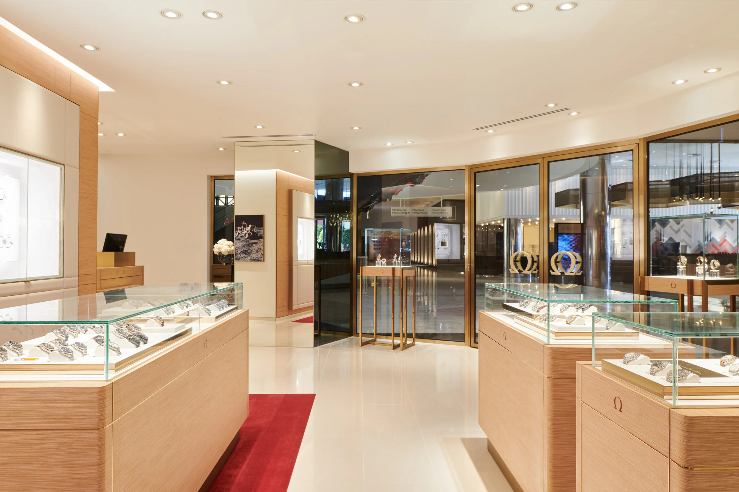 OMEGA Boutique Crown Melbourne_Finals_Simon Shiff_0 12.jpg