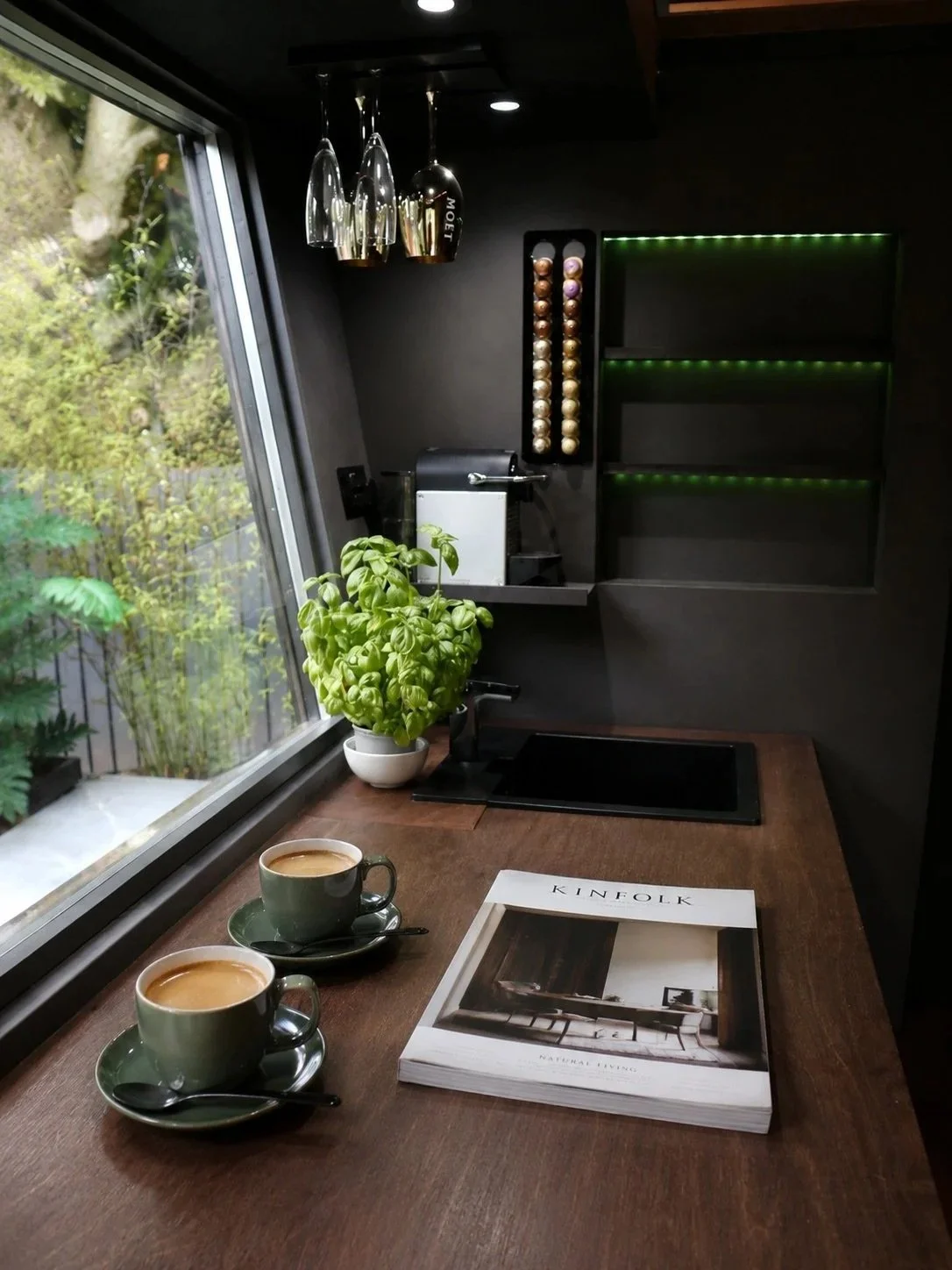 061_nocturne_bespoke-kitchen.jpg