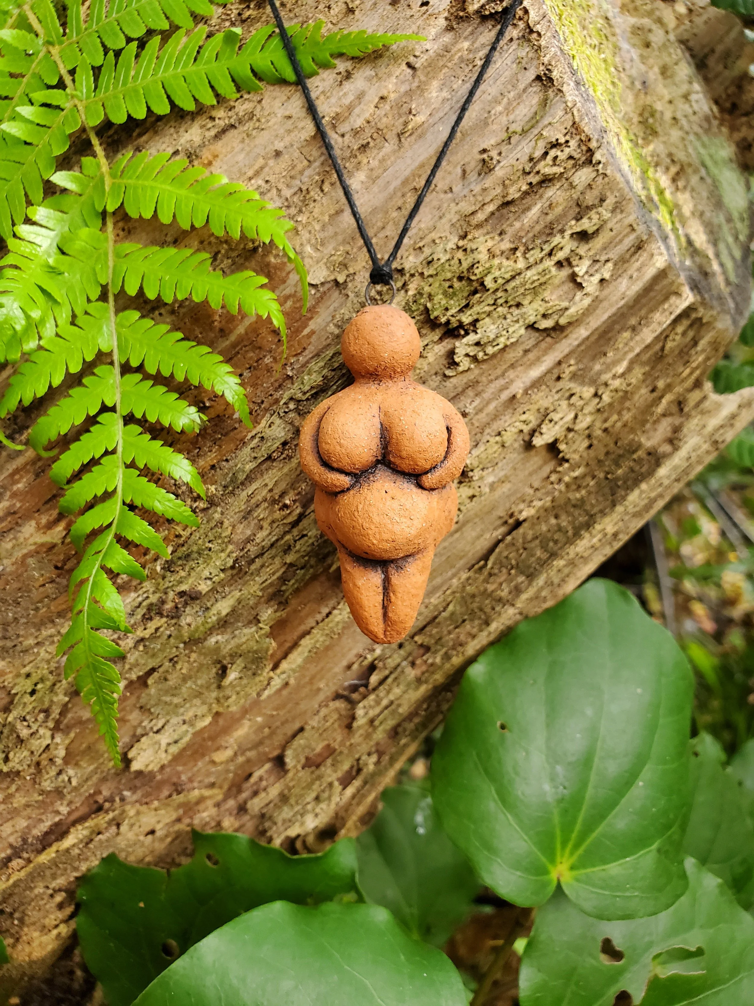 Earth Mother Amulet (Terracotta)