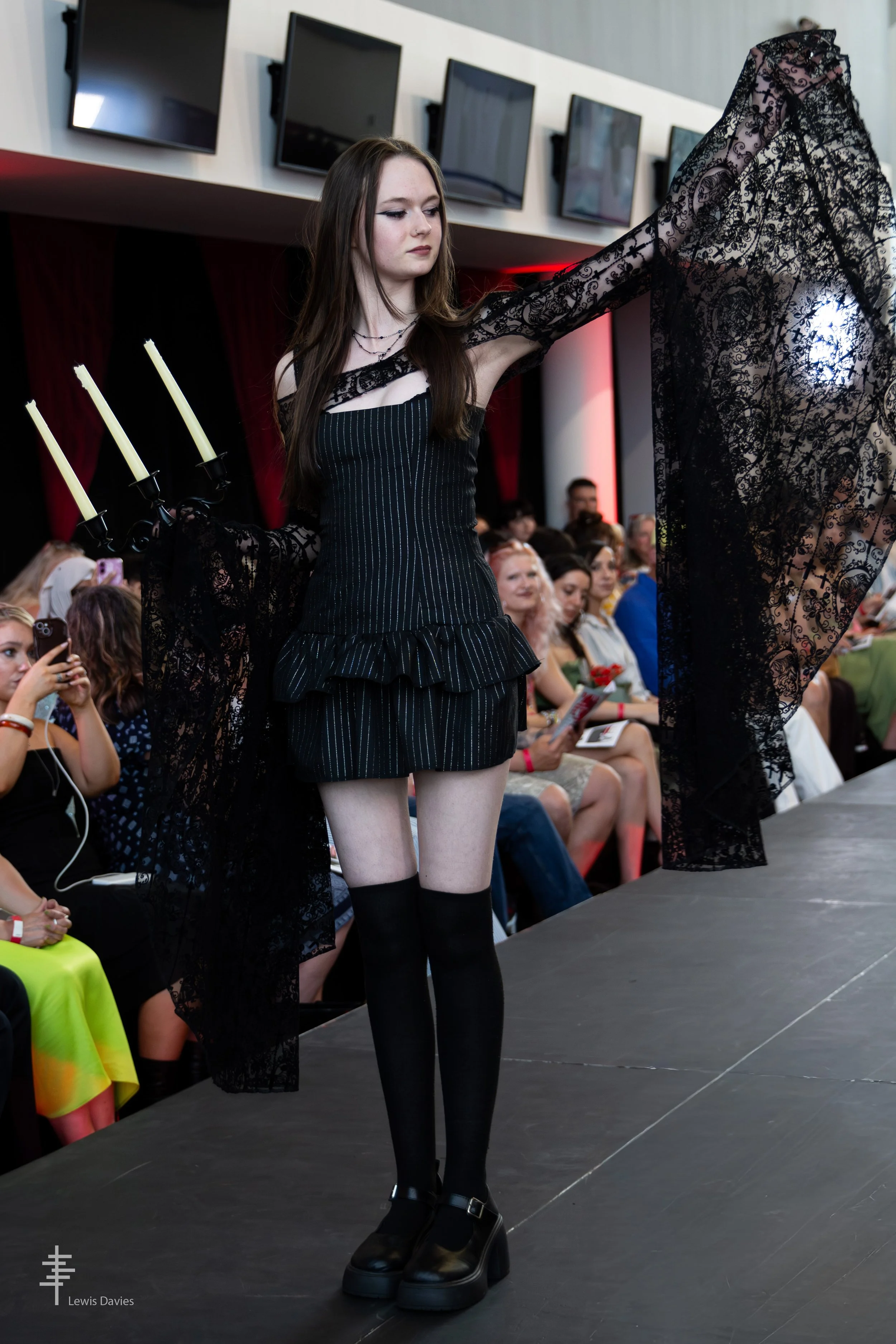 Look 1