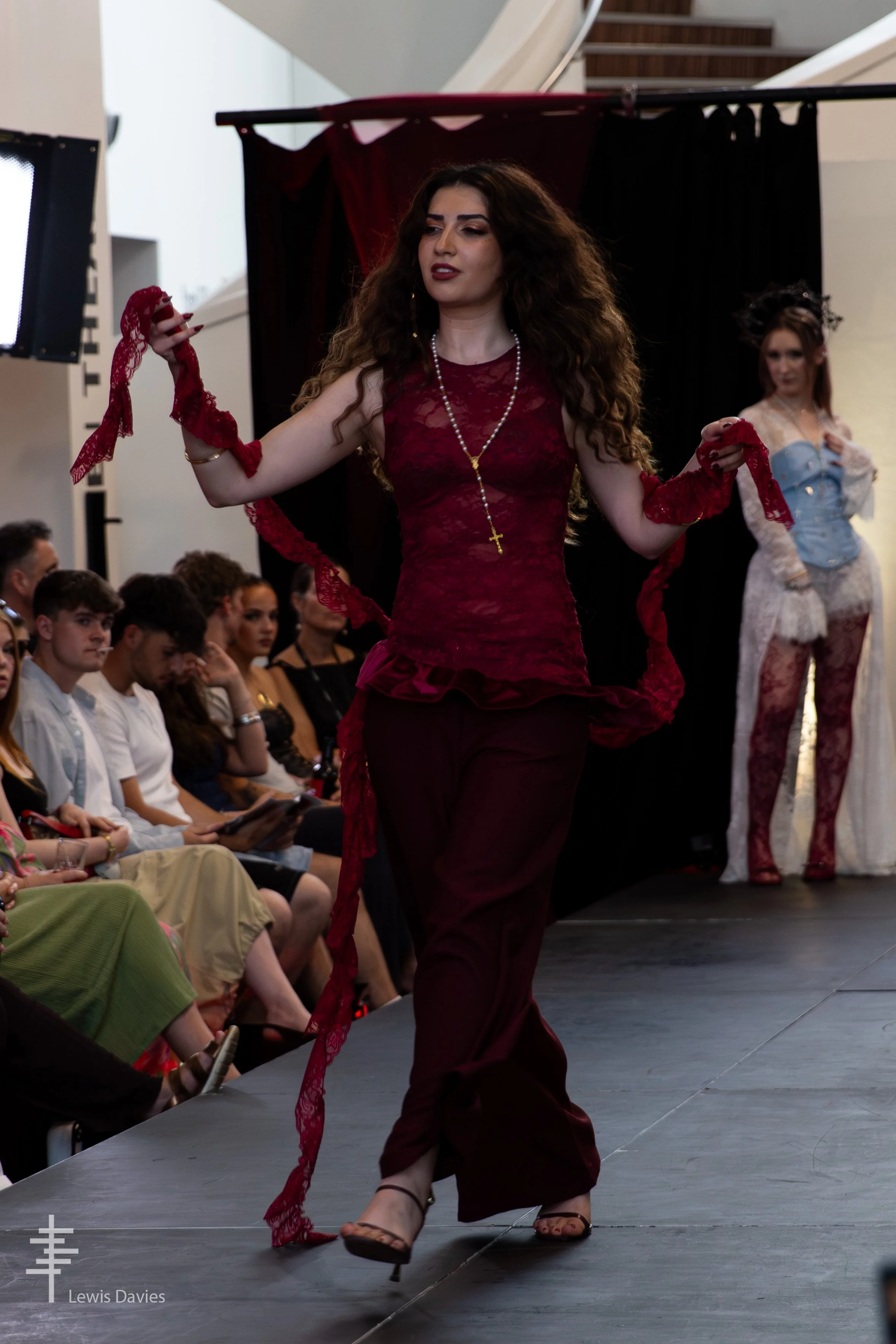 Look 2