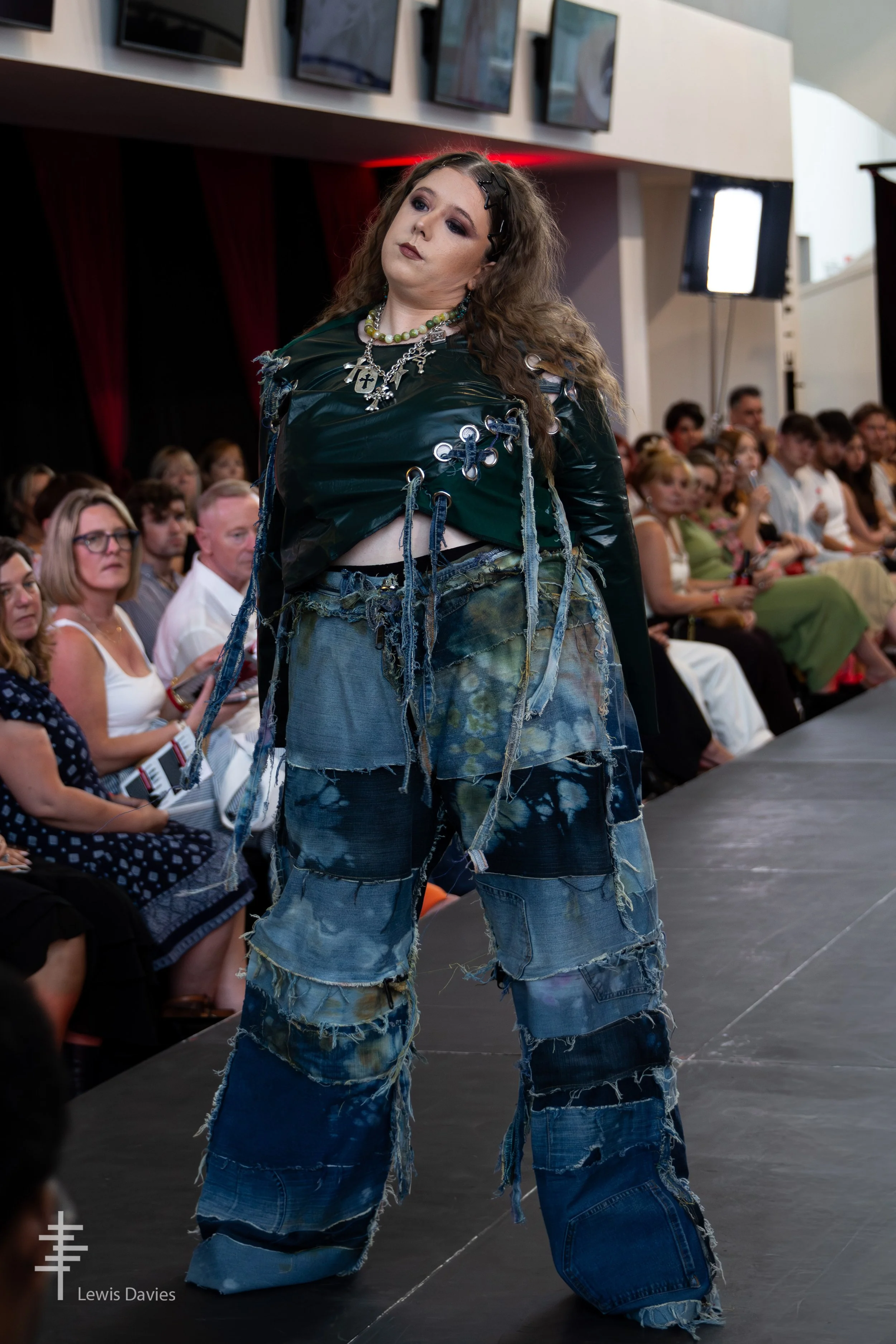 Look 2