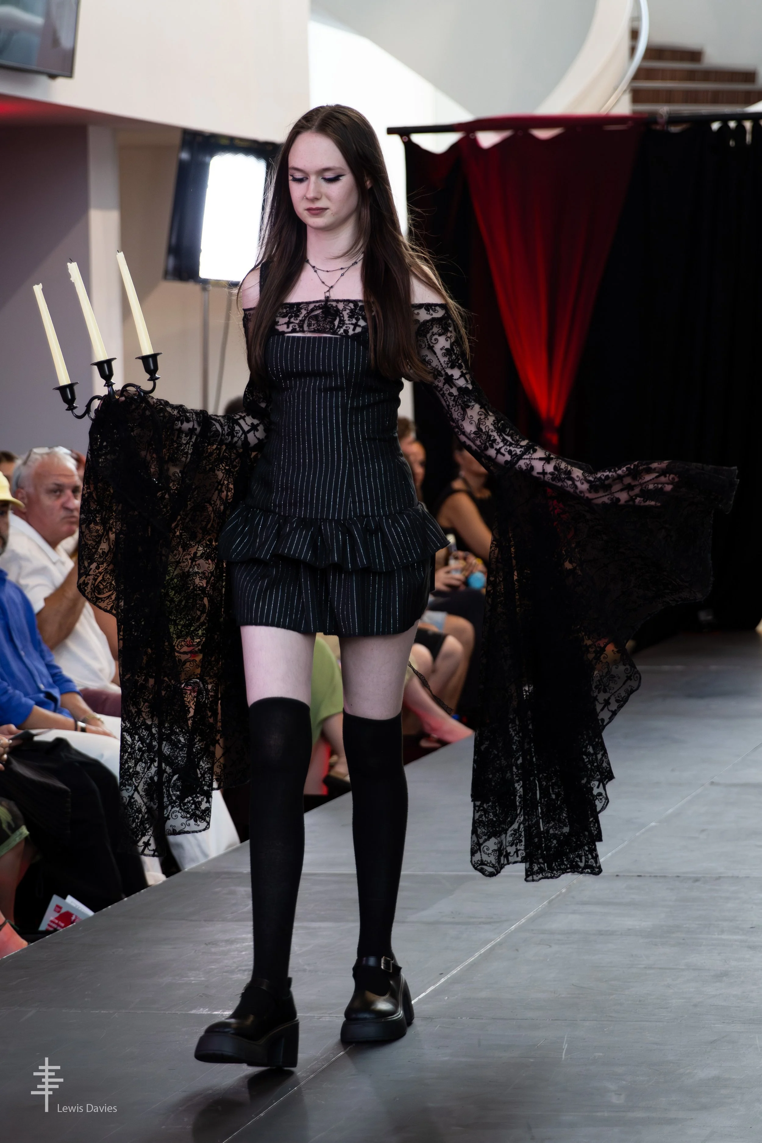 Look 1