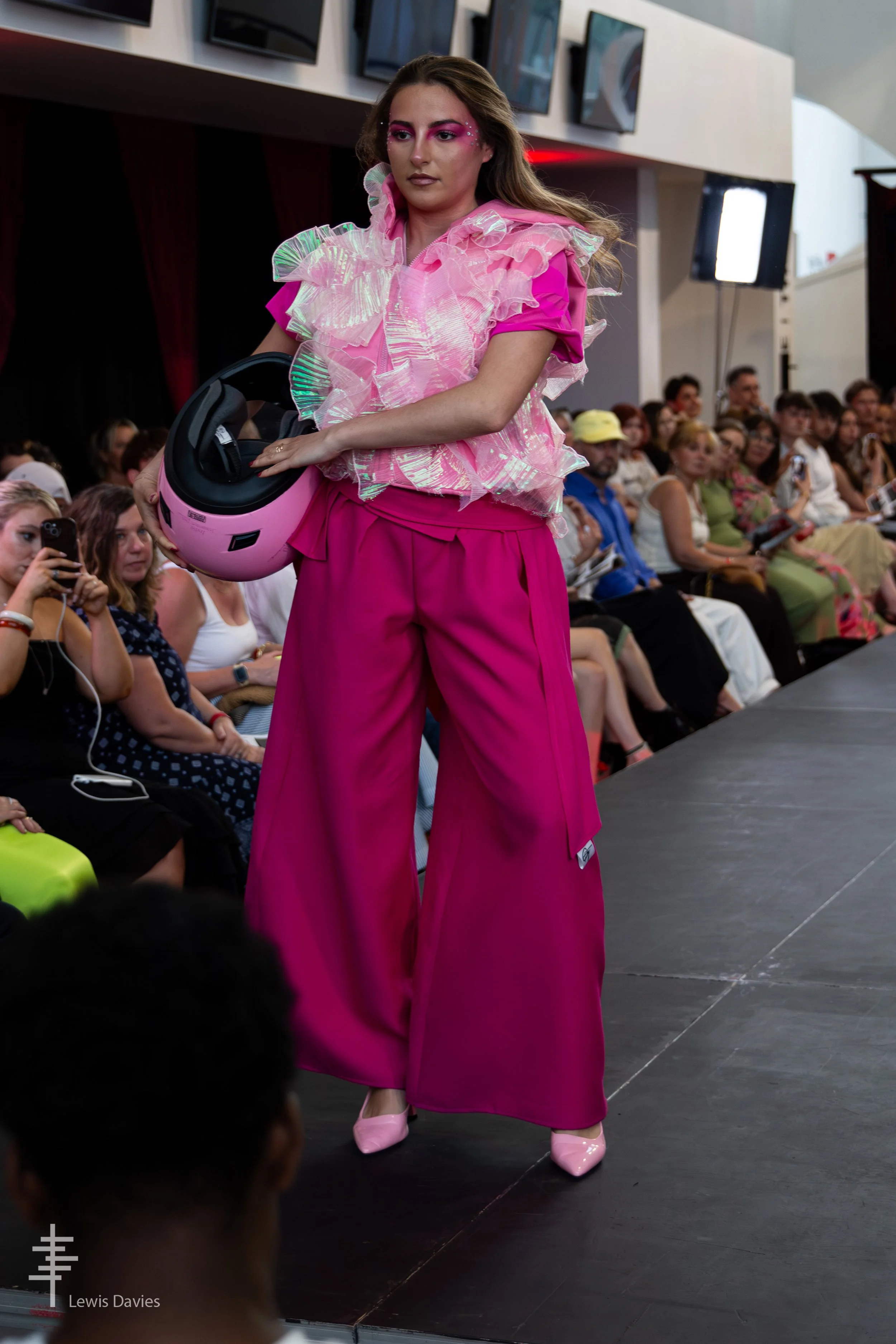 Look 1