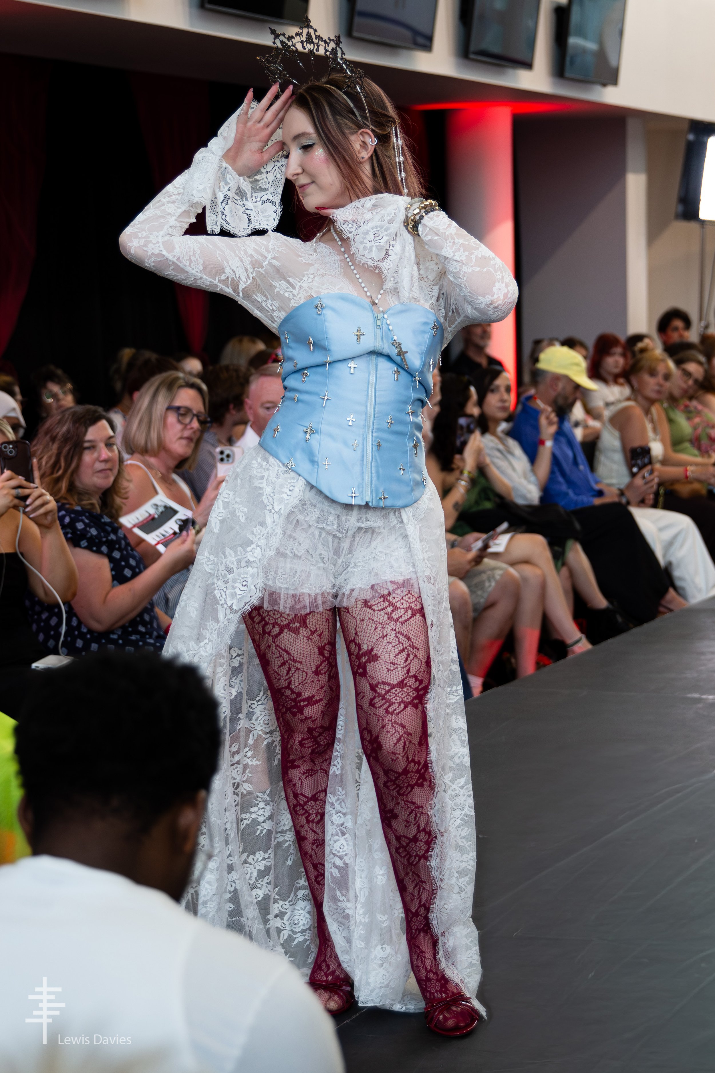 Look 1
