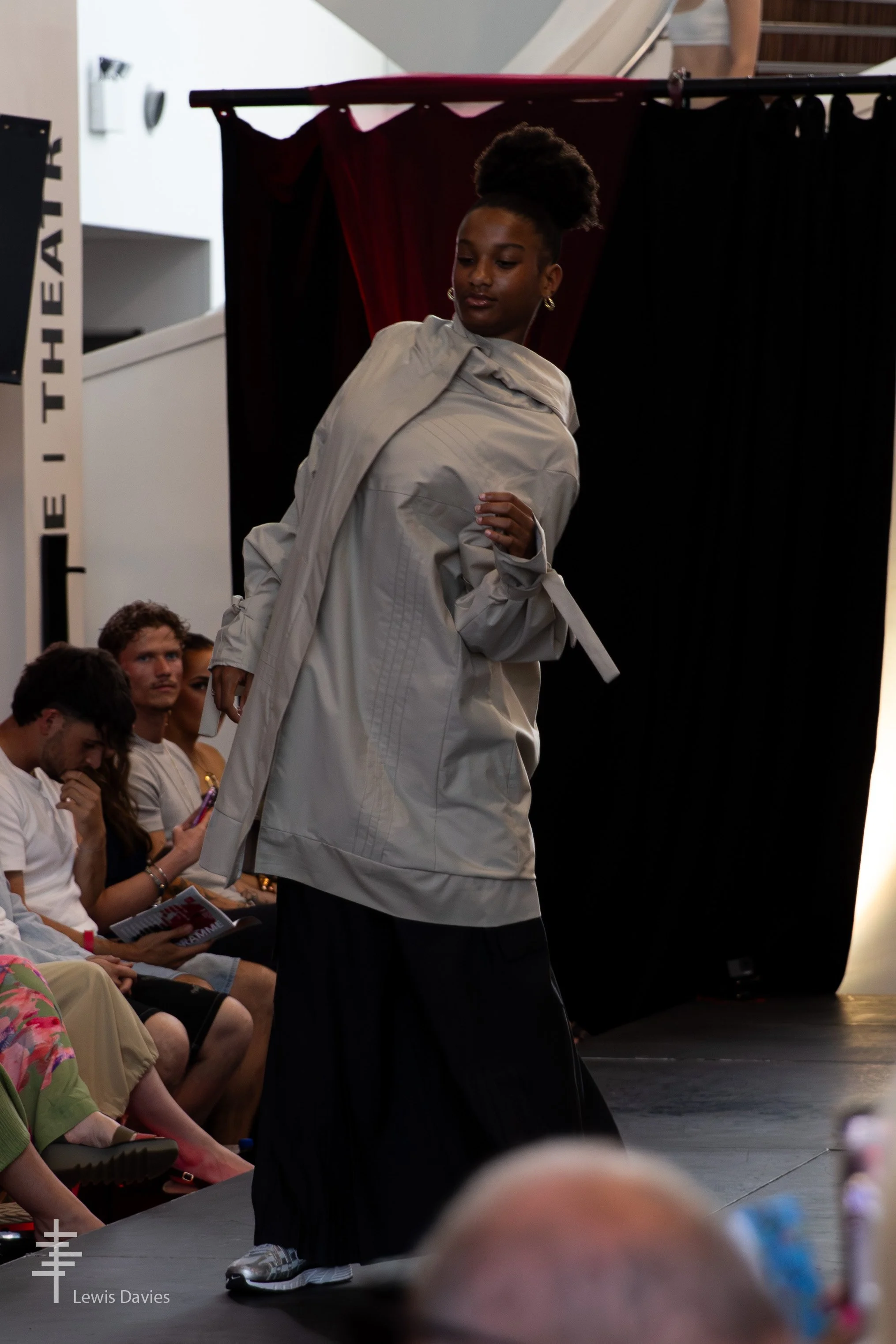 Look 1
