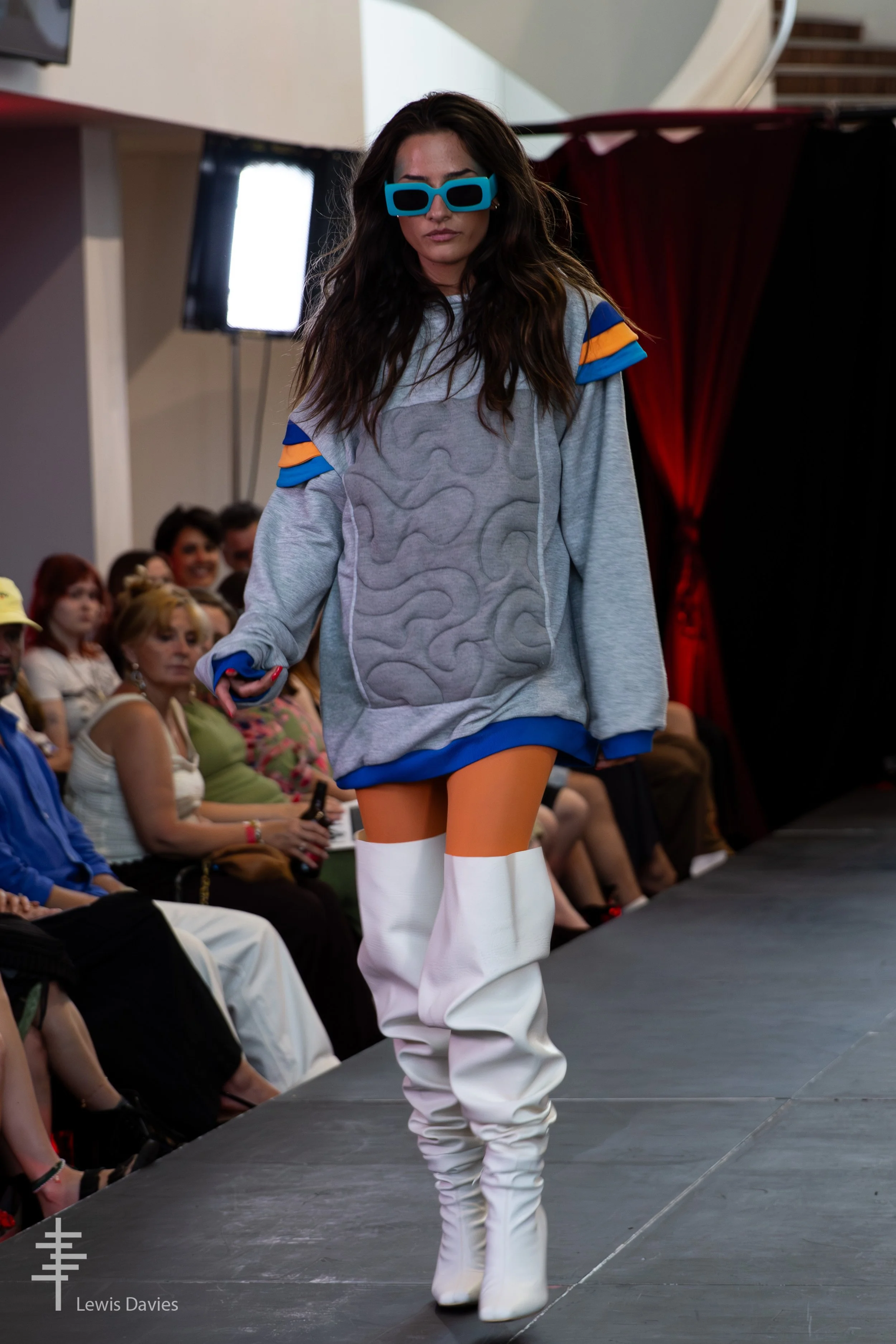 Look 1