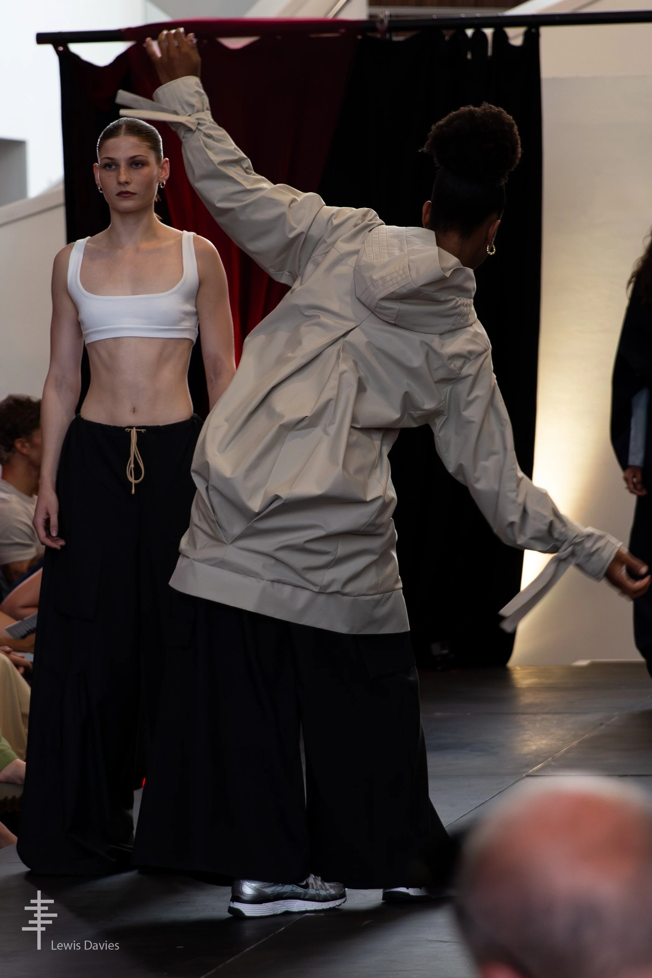 Look 1