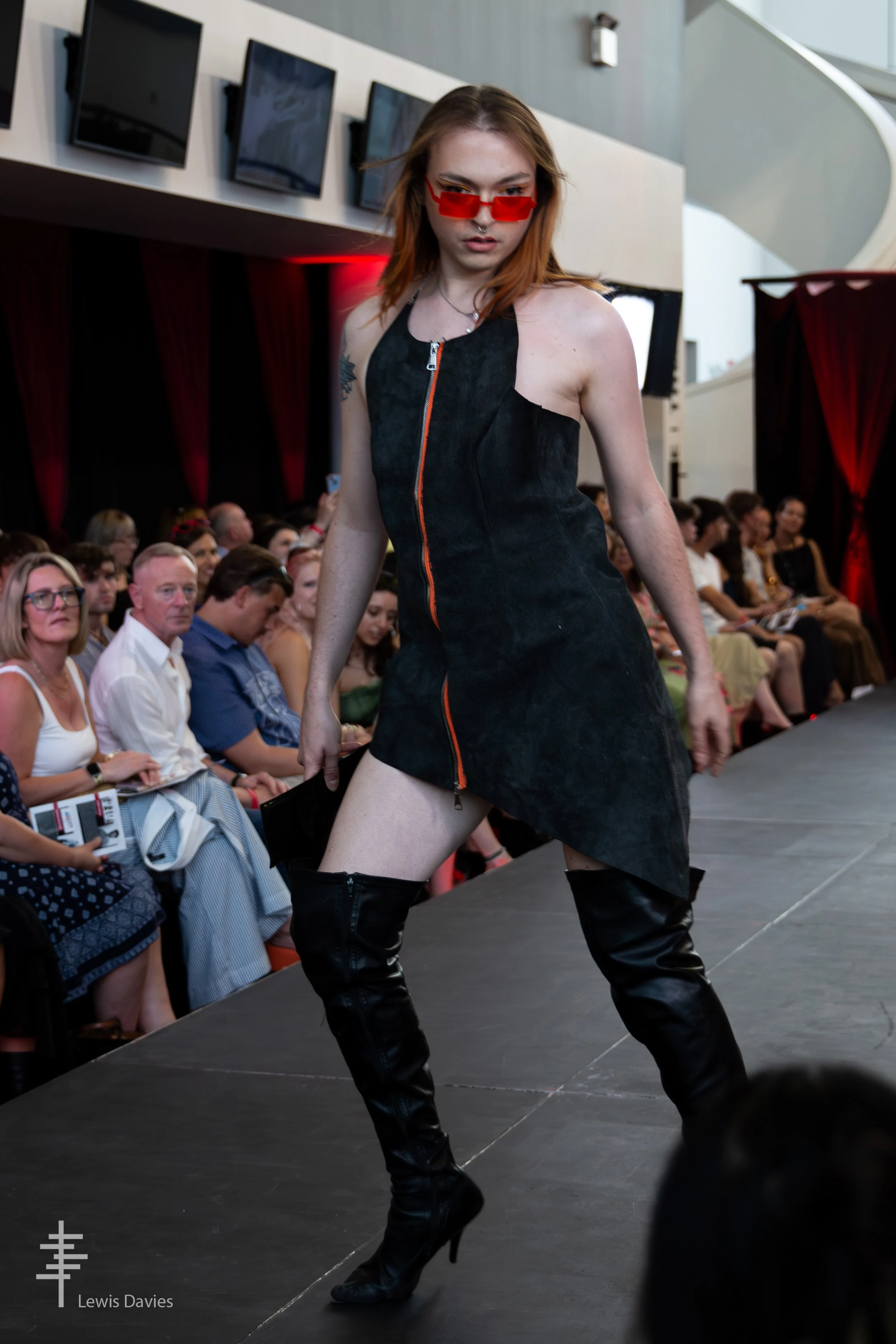 Look 2