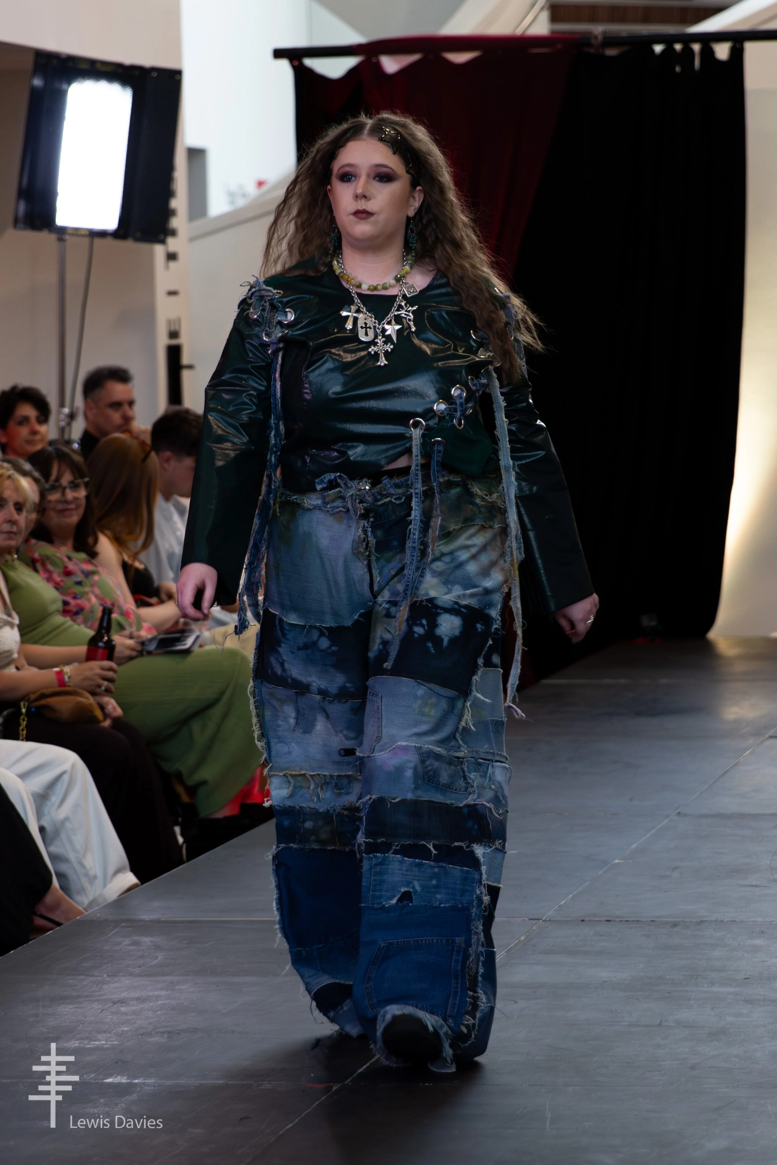 Look 2