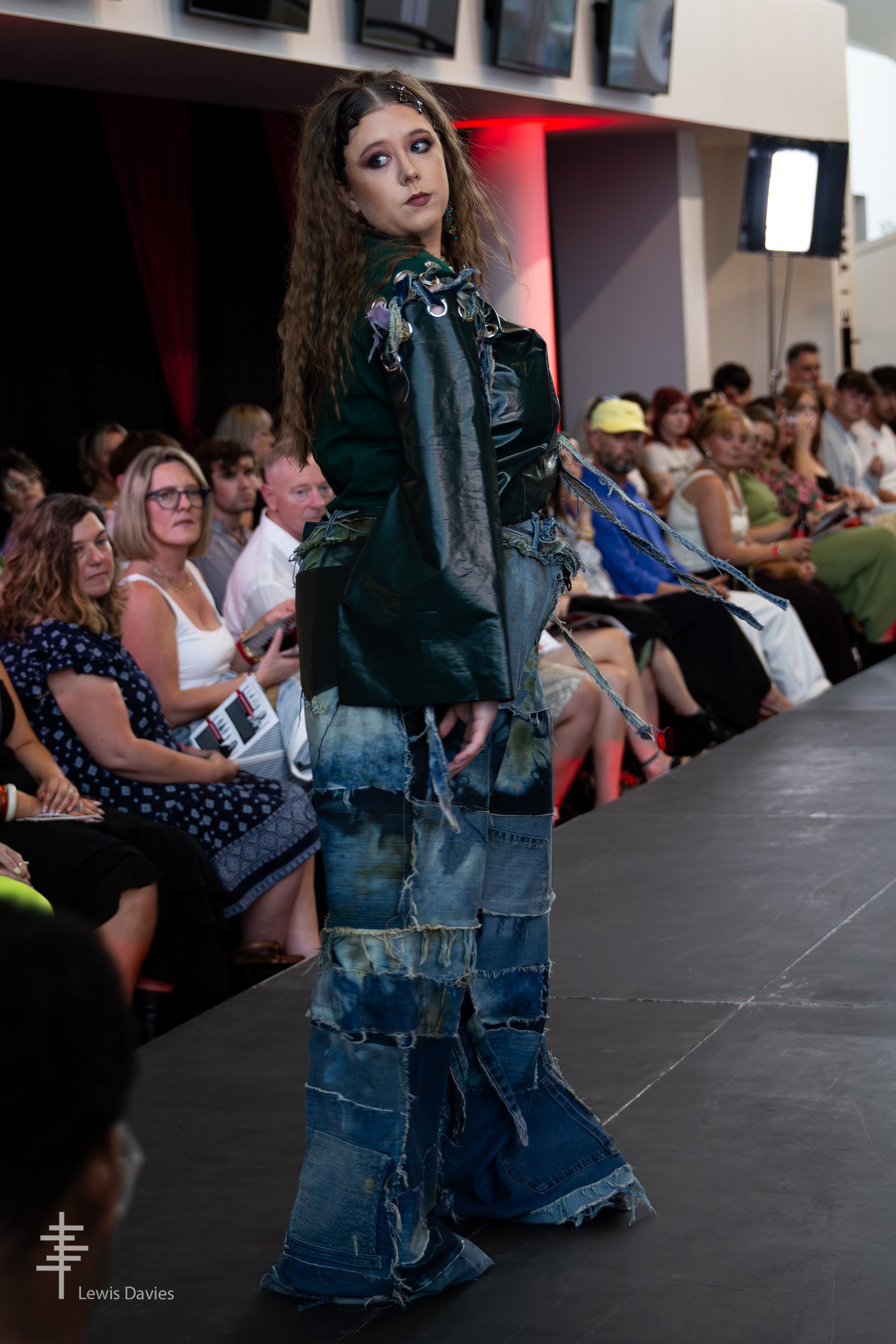 Look 2