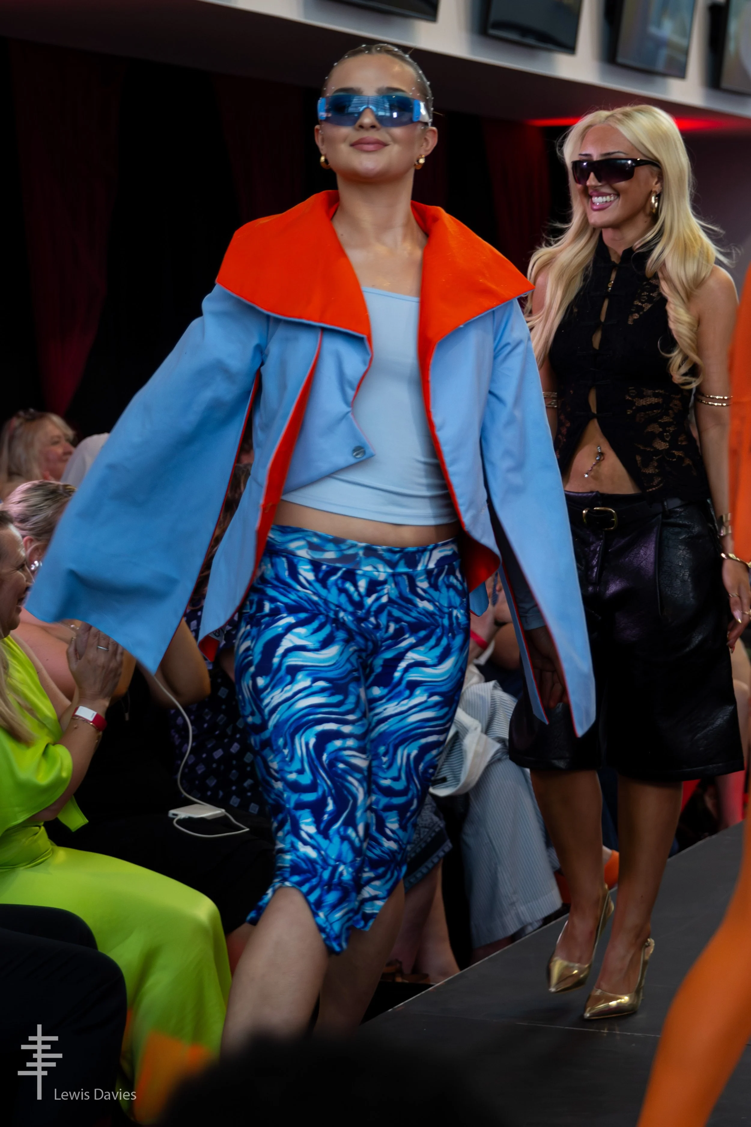Look 2