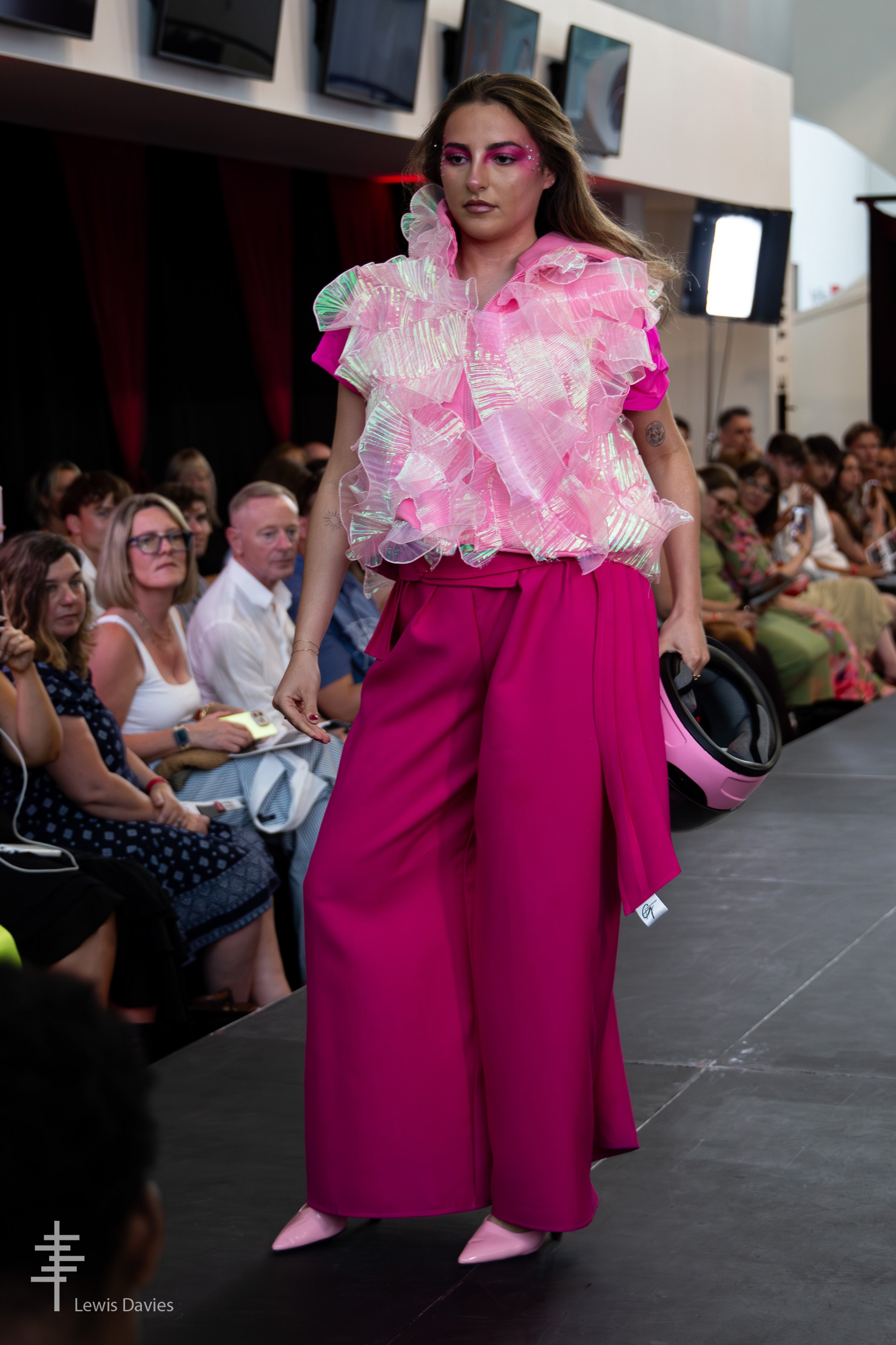 Look 1