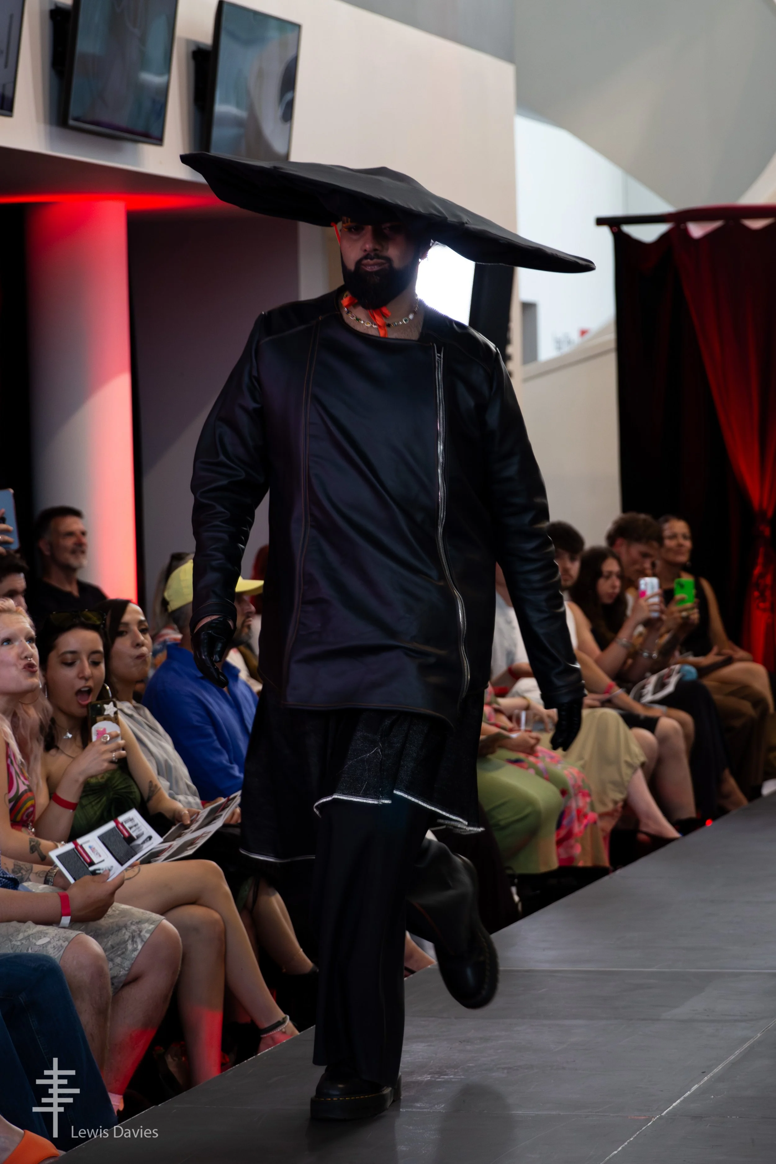Look 5