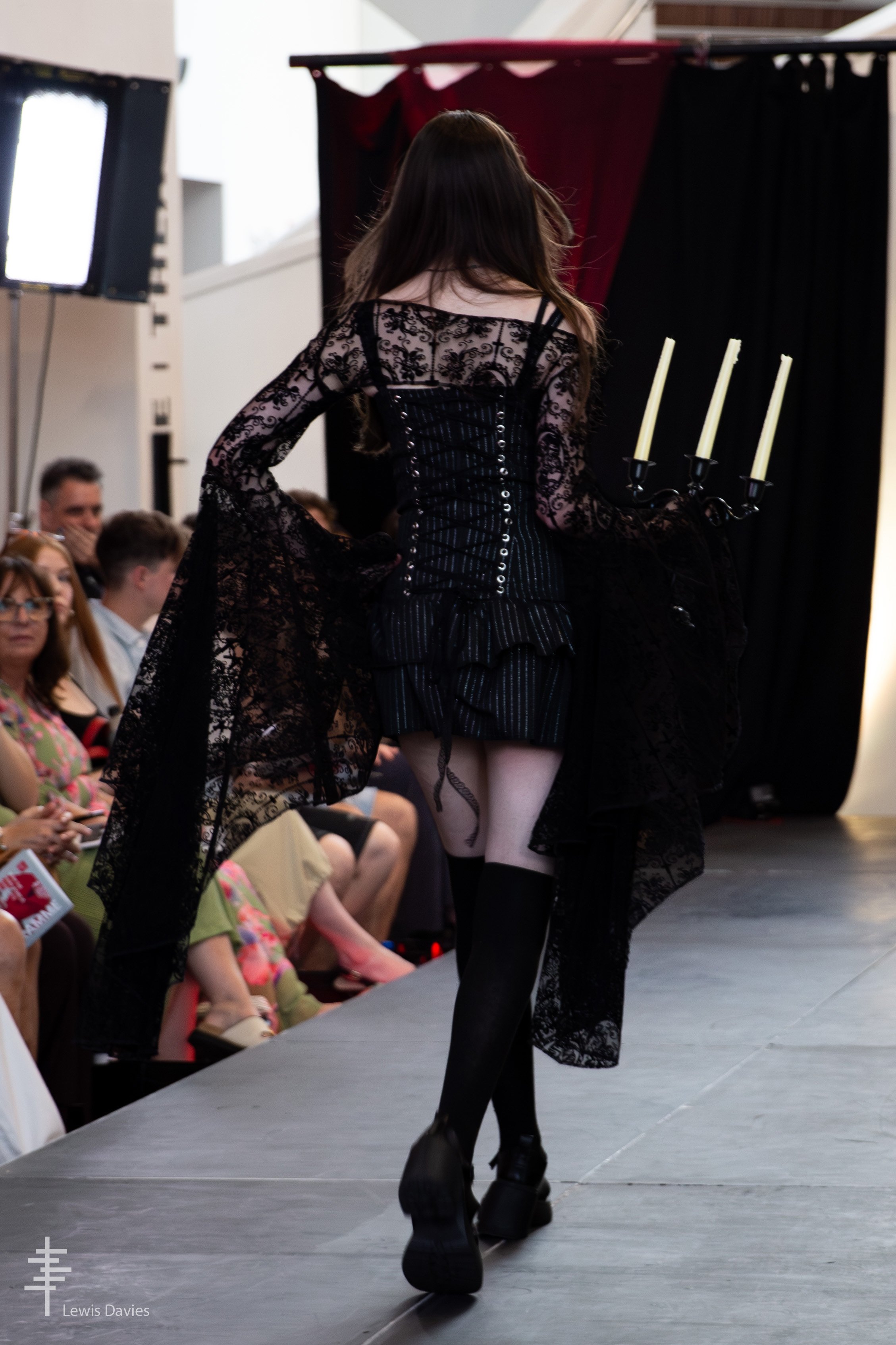Look 1