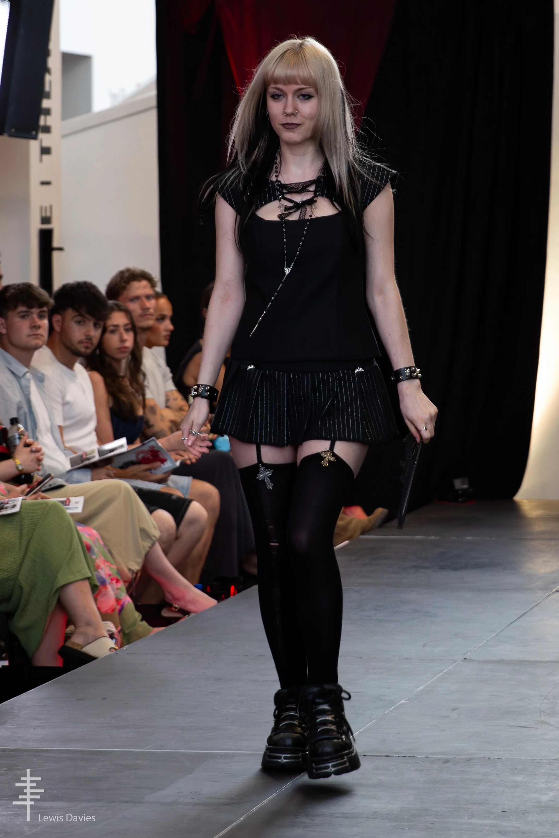 Look 2
