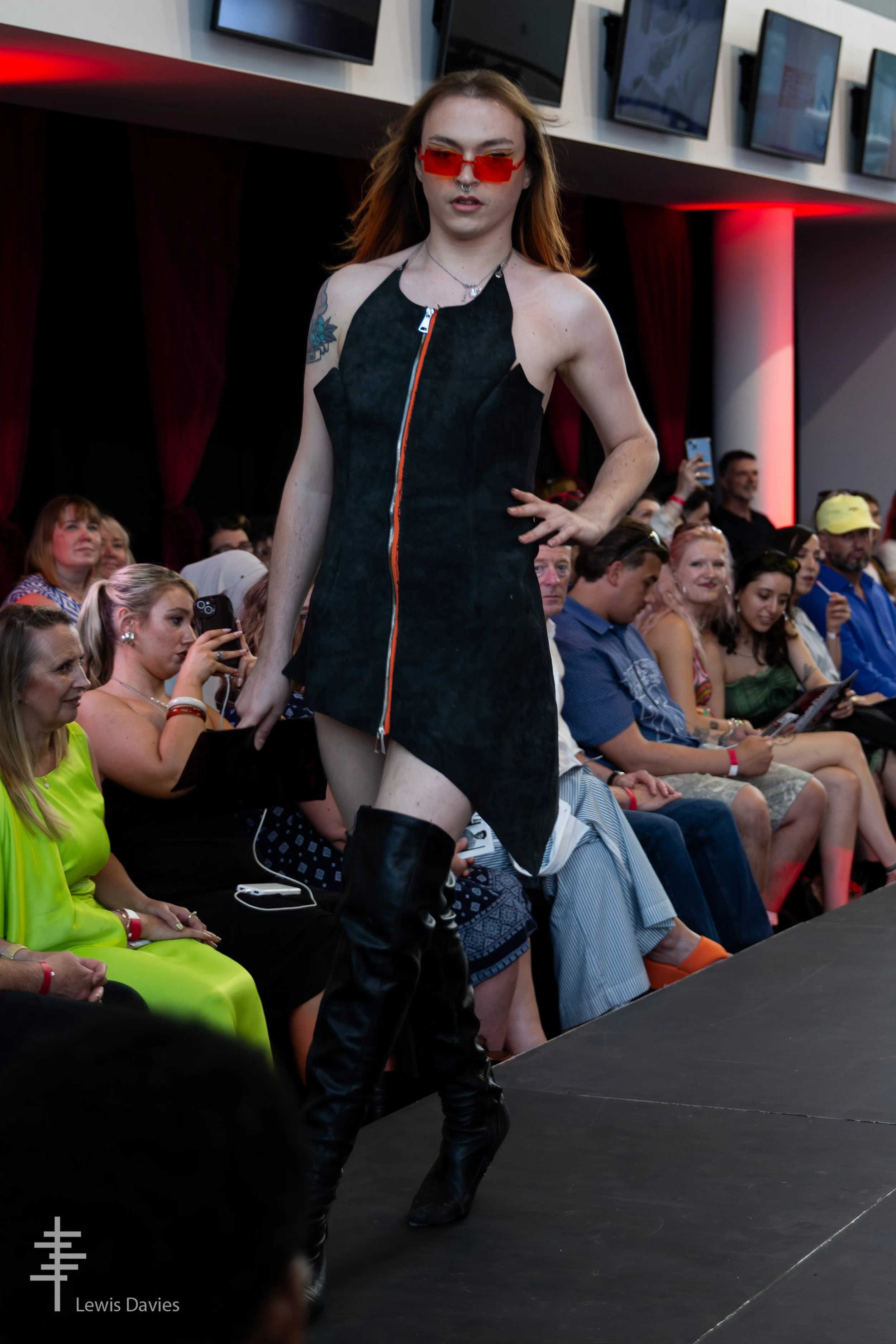 Look 2