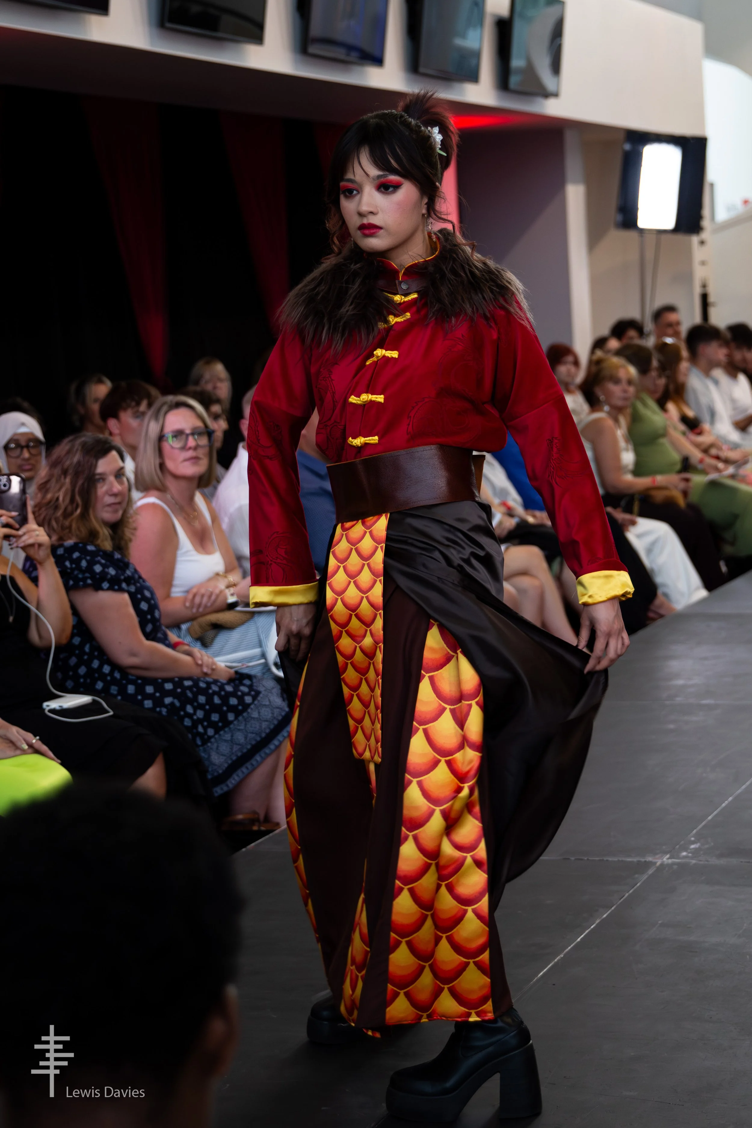 Look 2